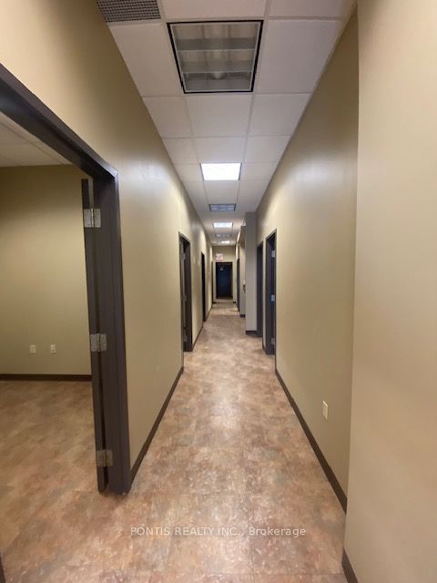 #d-102 - 1695 Manning Road Property Photo 18