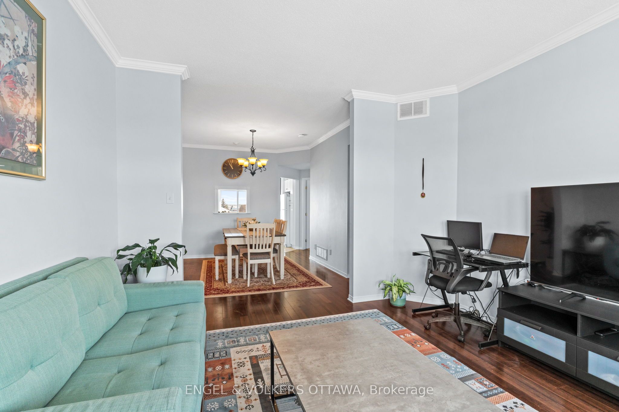 #8 - 90 Briargate Point Property Photo 6