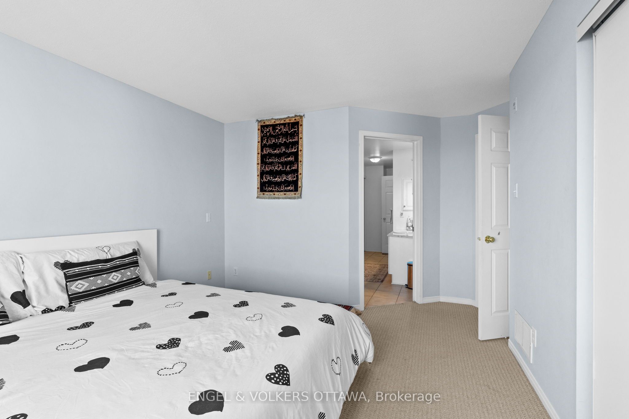 #8 - 90 Briargate Point Property Photo 13