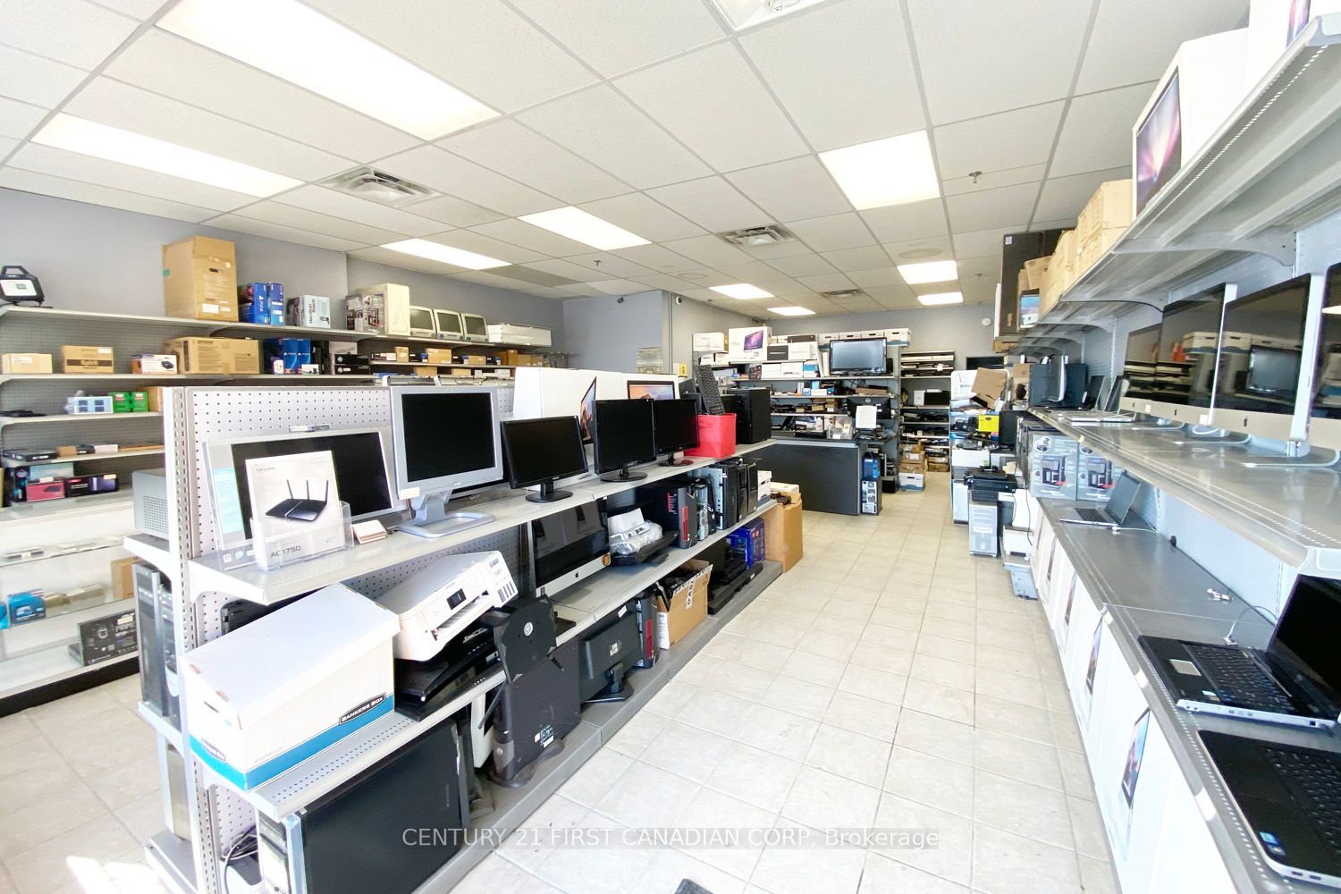 1362 Lambton Mall Rd Property Photo 3