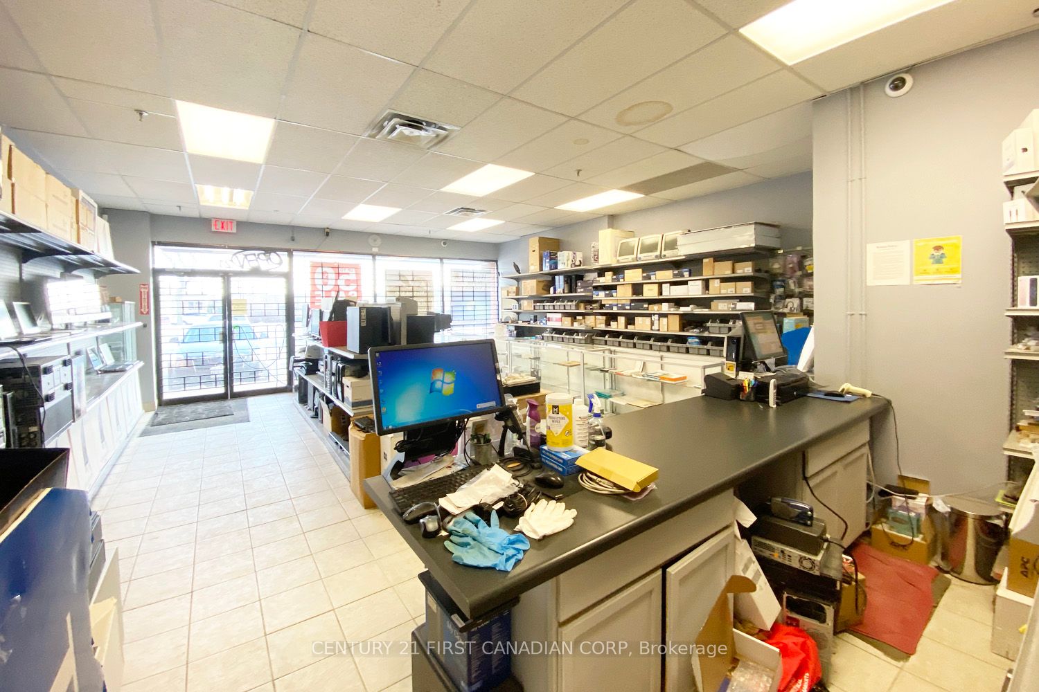 1362 Lambton Mall Rd Property Photo 5