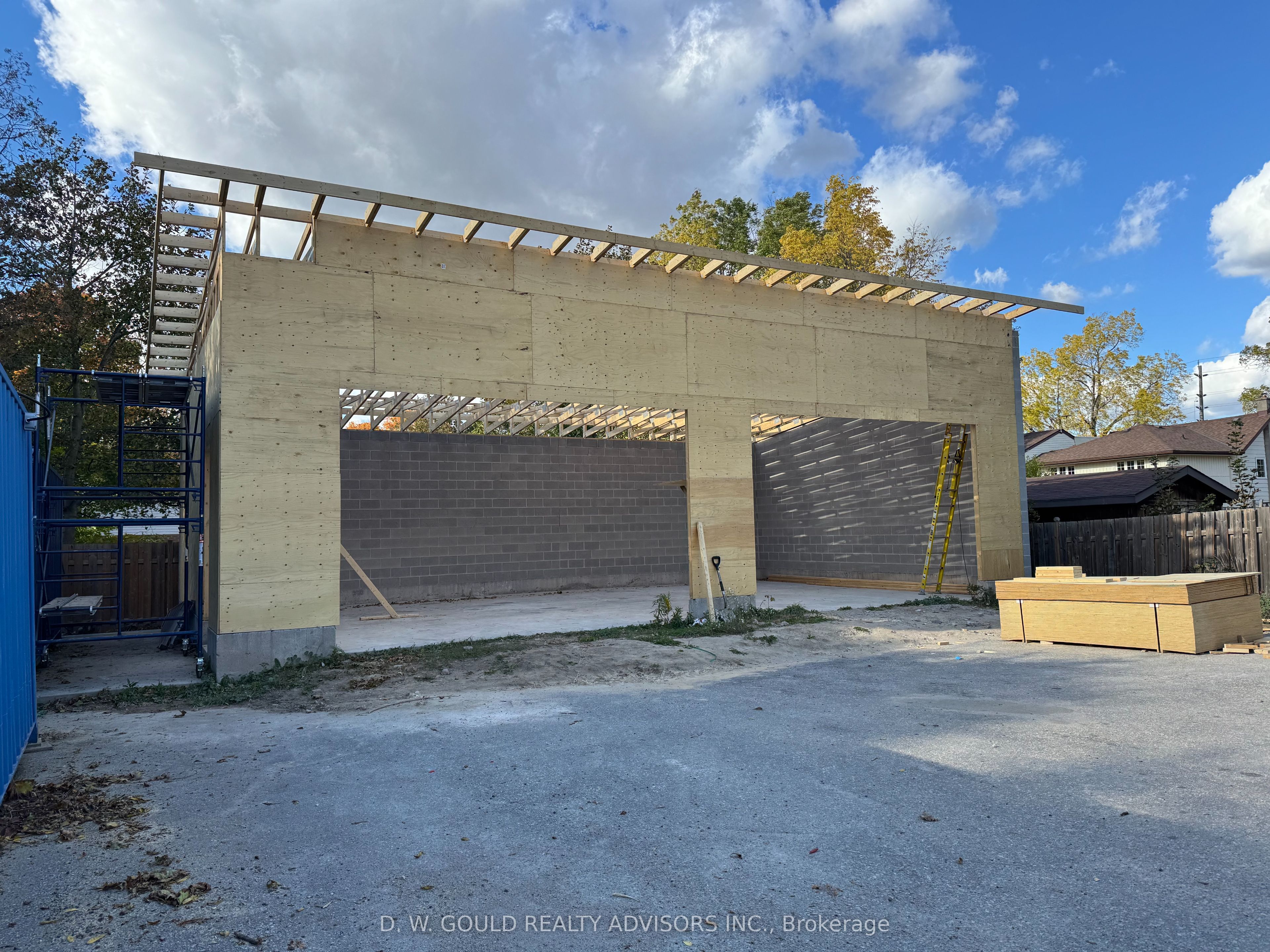 118 Alma Street Property Photo 4