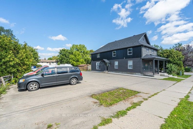 118 Alma Street Property Photo 10