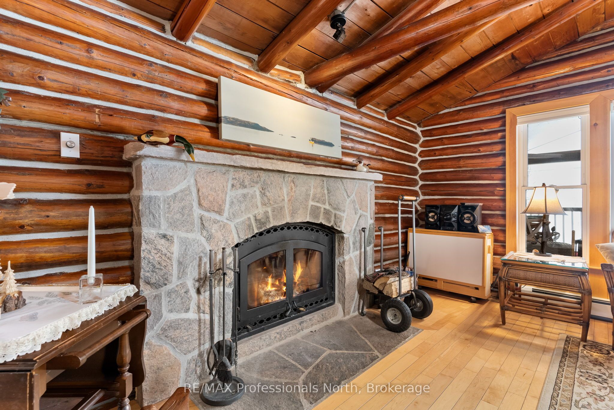 1109 Oxtongue Lake Rd Property Photo 11
