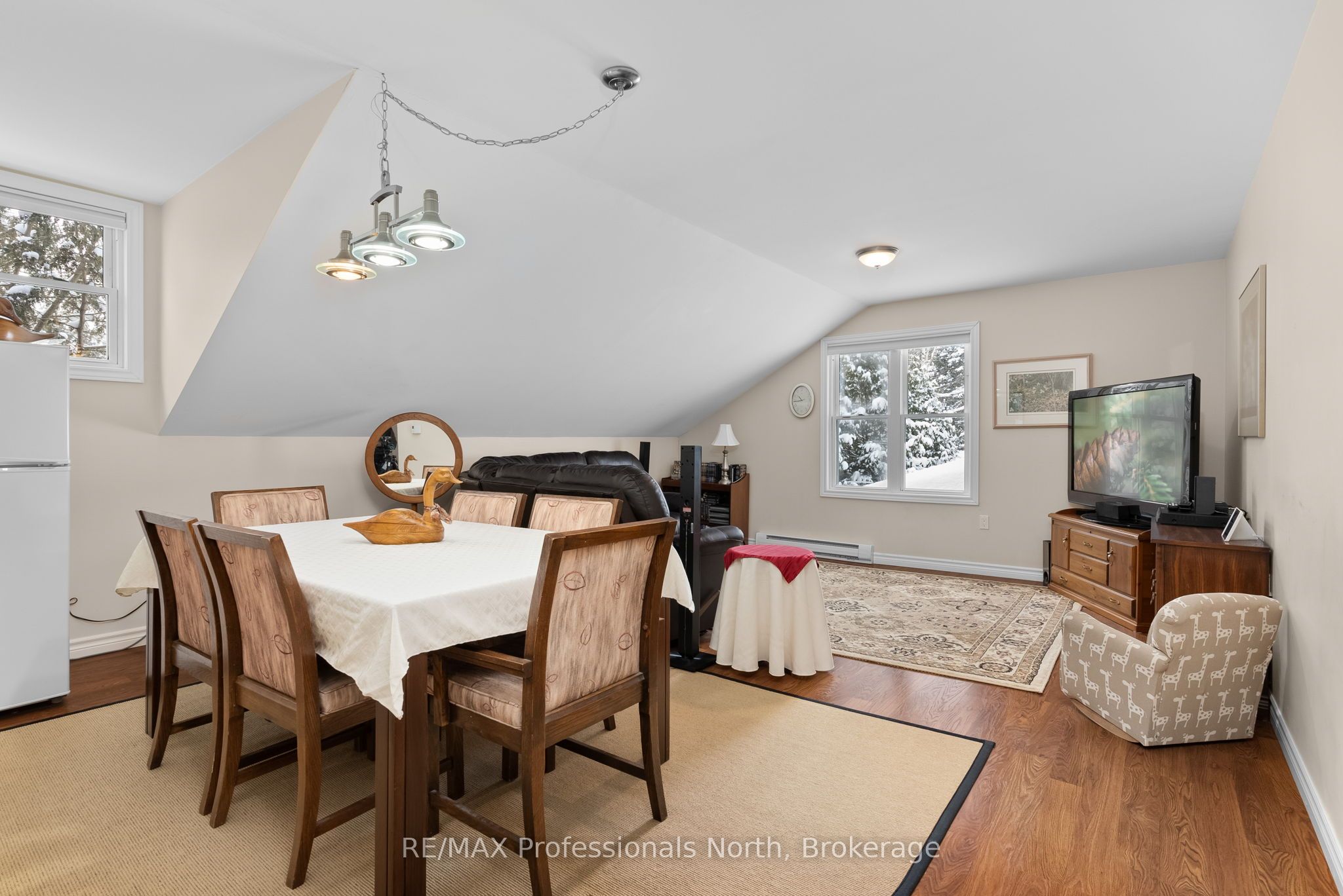1109 Oxtongue Lake Rd Property Photo 18