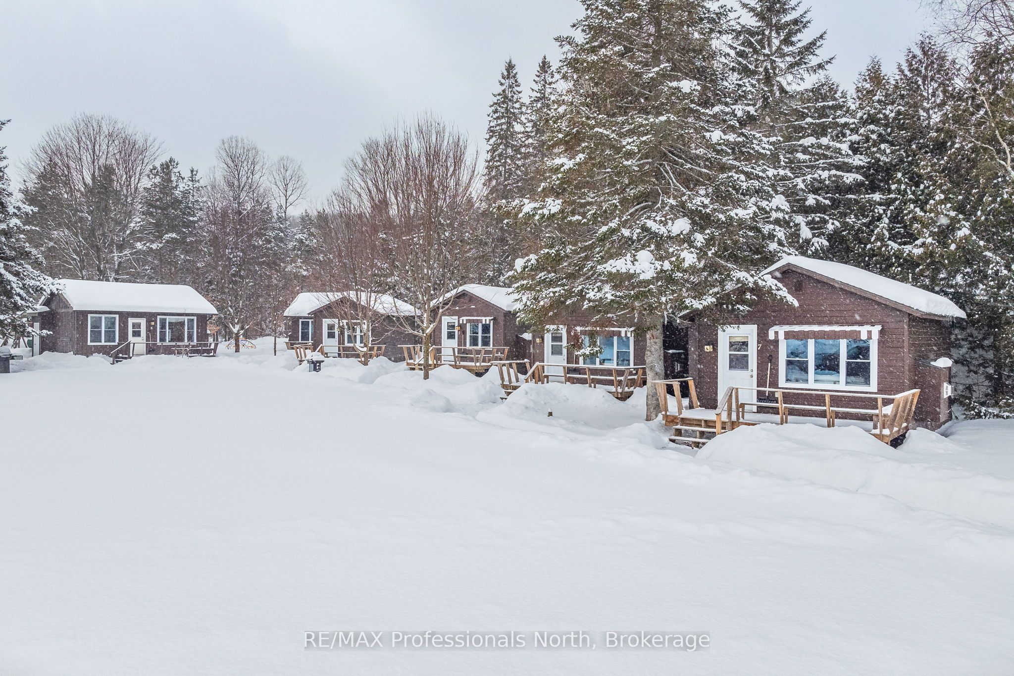 1109 Oxtongue Lake Rd Property Photo 24