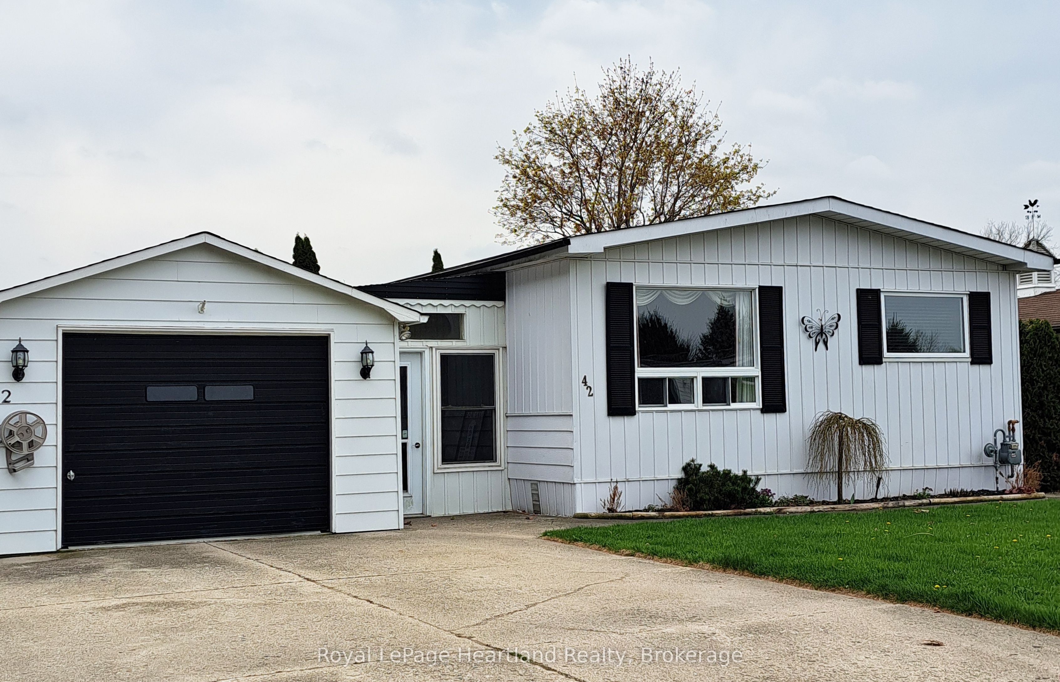 42 Stewart Street Property Photo