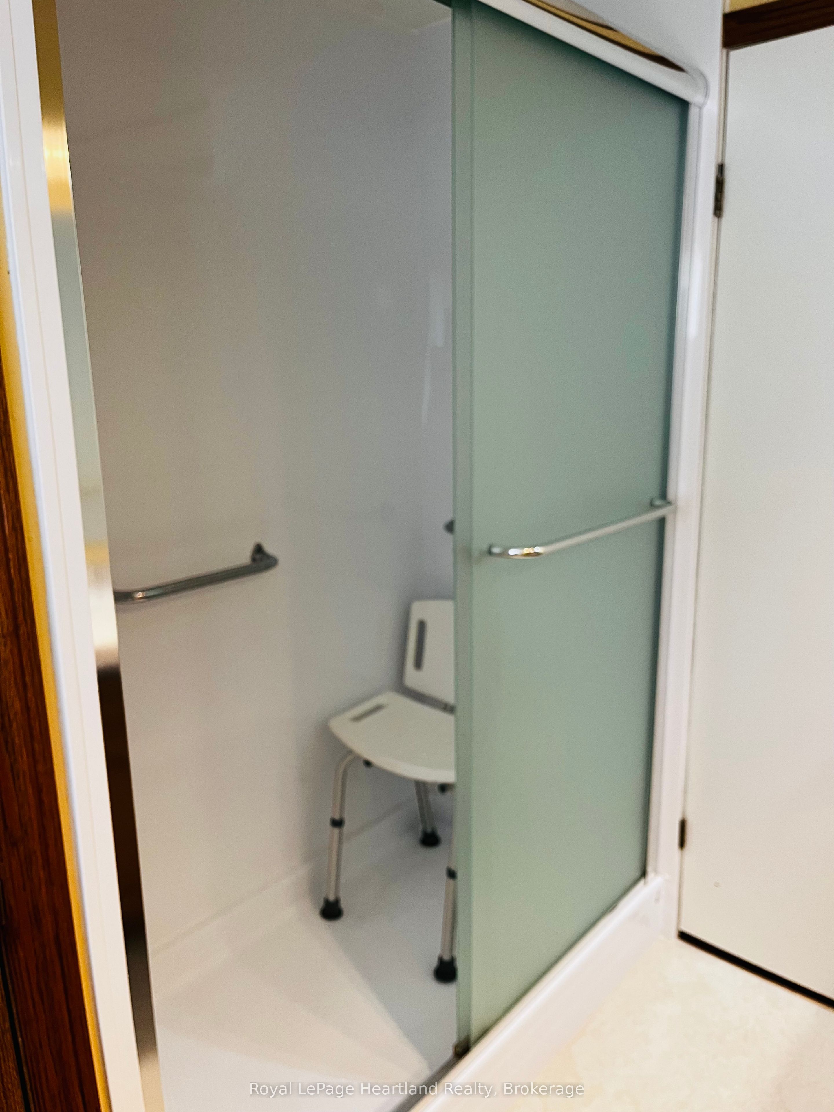 42 Stewart St Property Photo 17