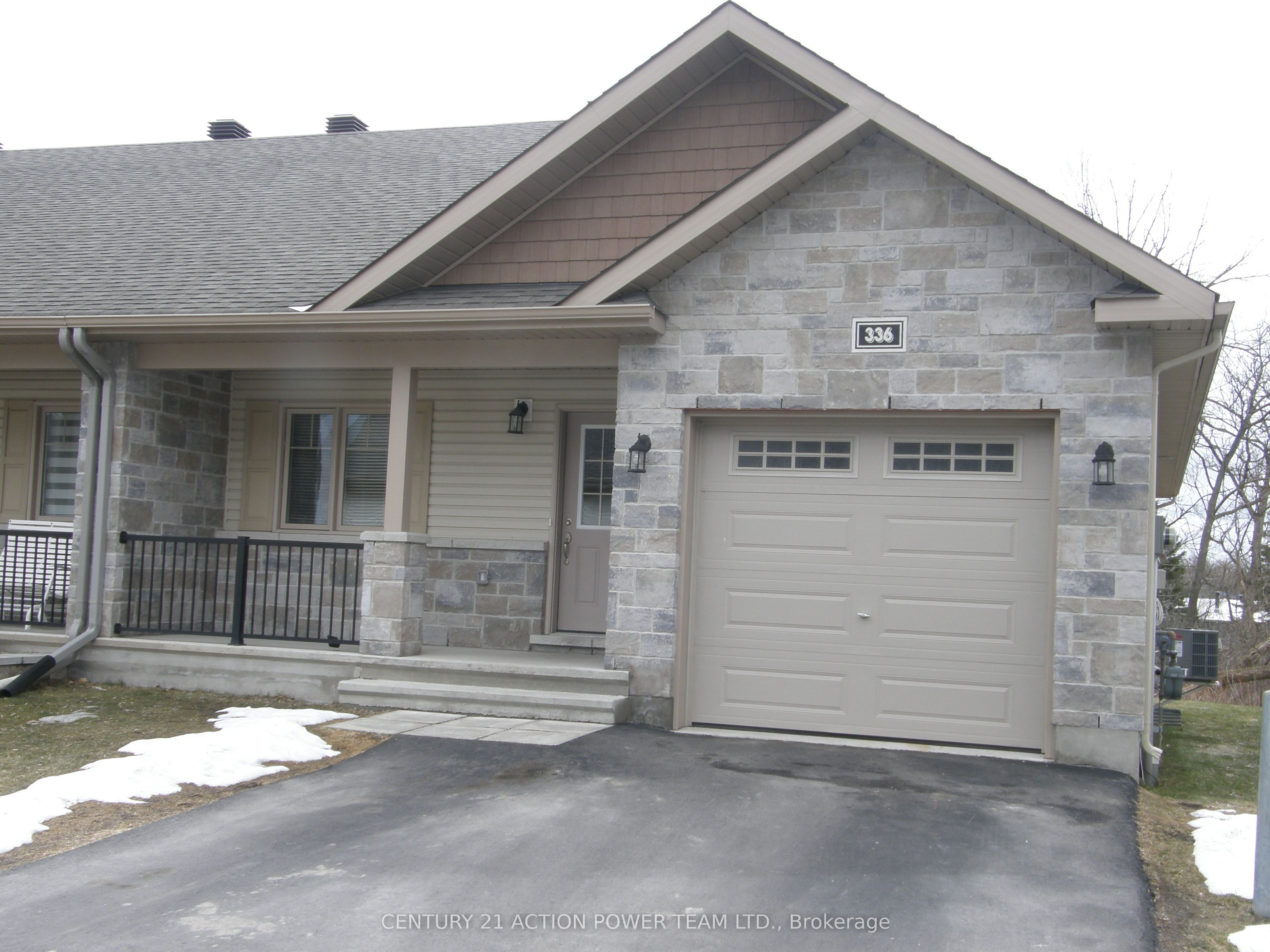 336 Solstice Crescent Property Photo