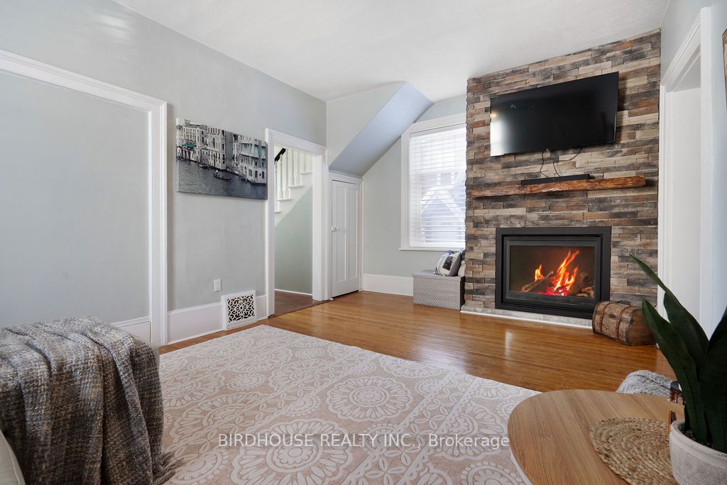 21 Sussex Street Property Photo 6
