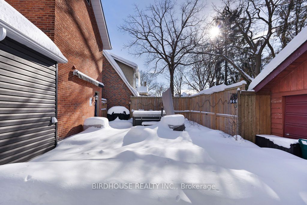 21 Sussex Street Property Photo 25