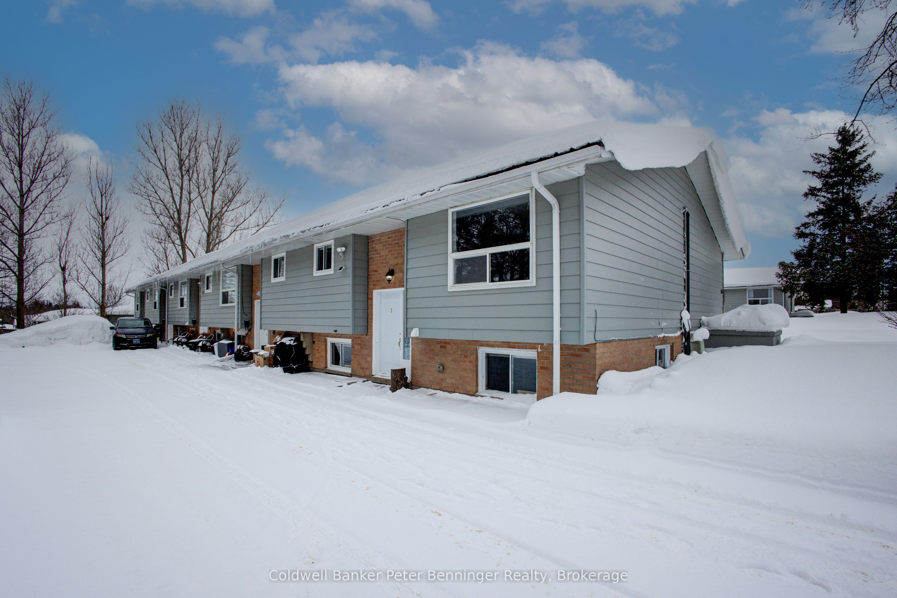 #1 - 150 Victoria Street Property Photo 2