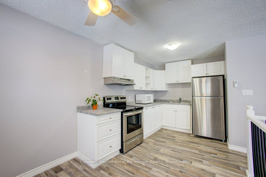 #1 - 150 Victoria Street Property Photo 8