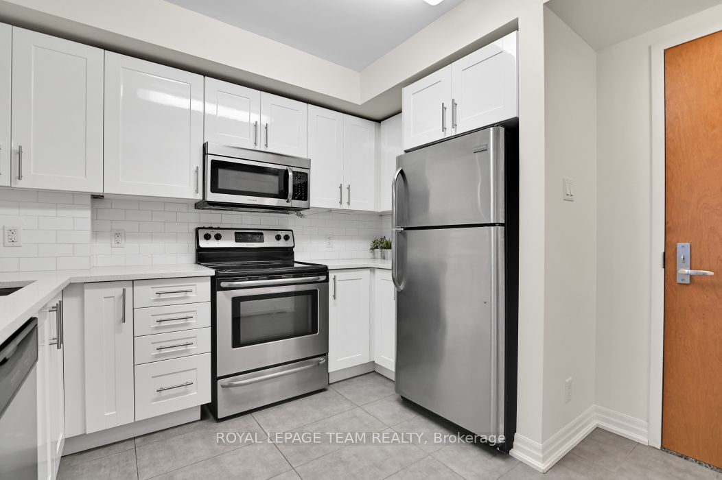 242 Rideau Street 703 Property Photo 7