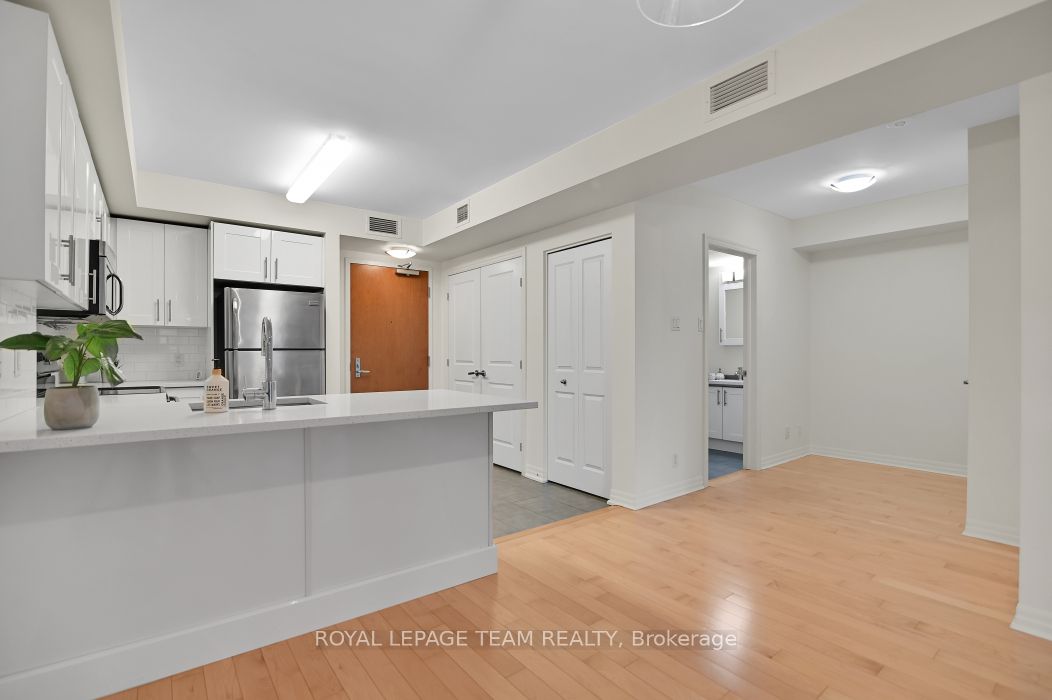 242 Rideau Street 703 Property Photo 11