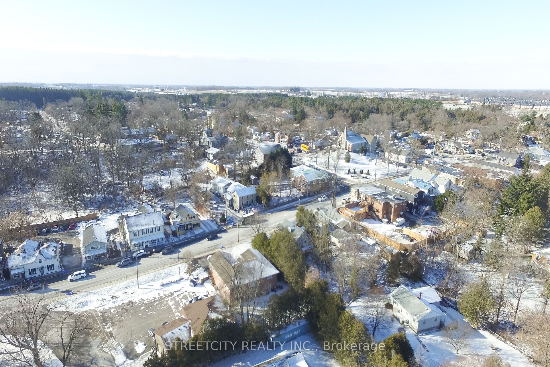 120 Bridge St Property Photo 36