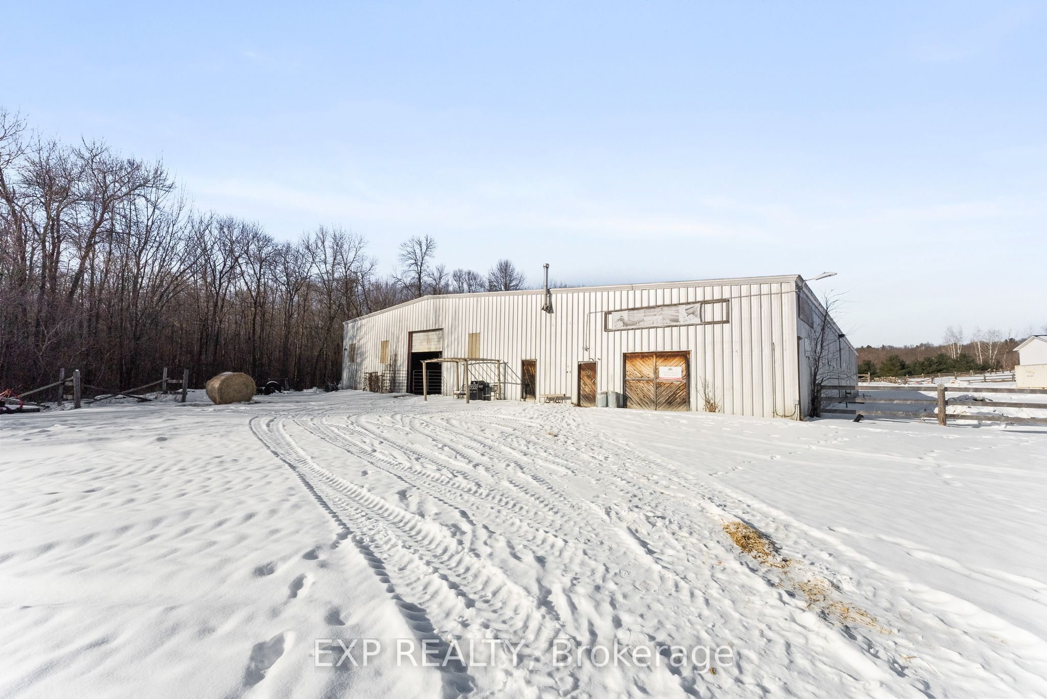 20771 Highway No. 17 Property Photo 6
