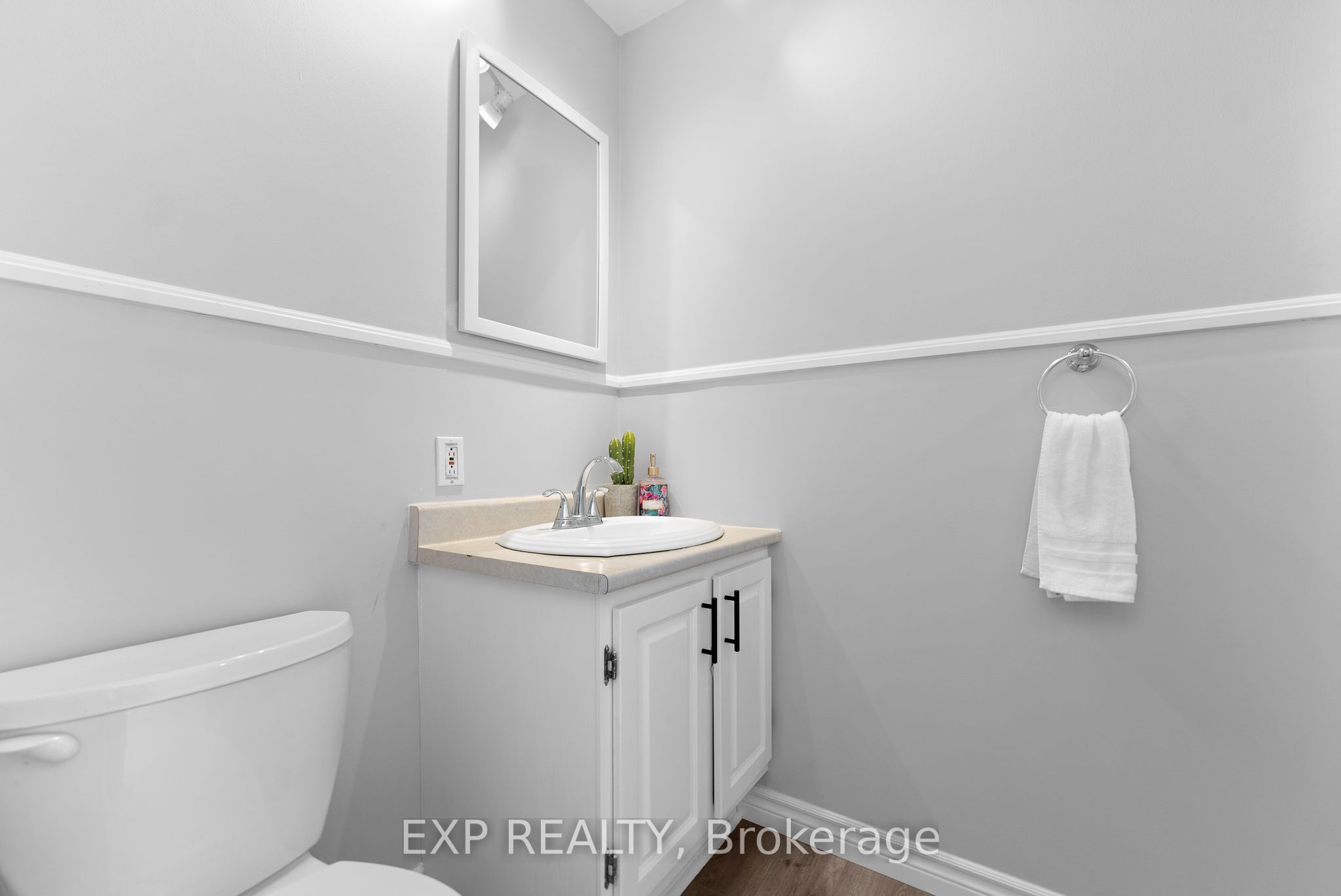 20771 Highway No. 17 Property Photo 35