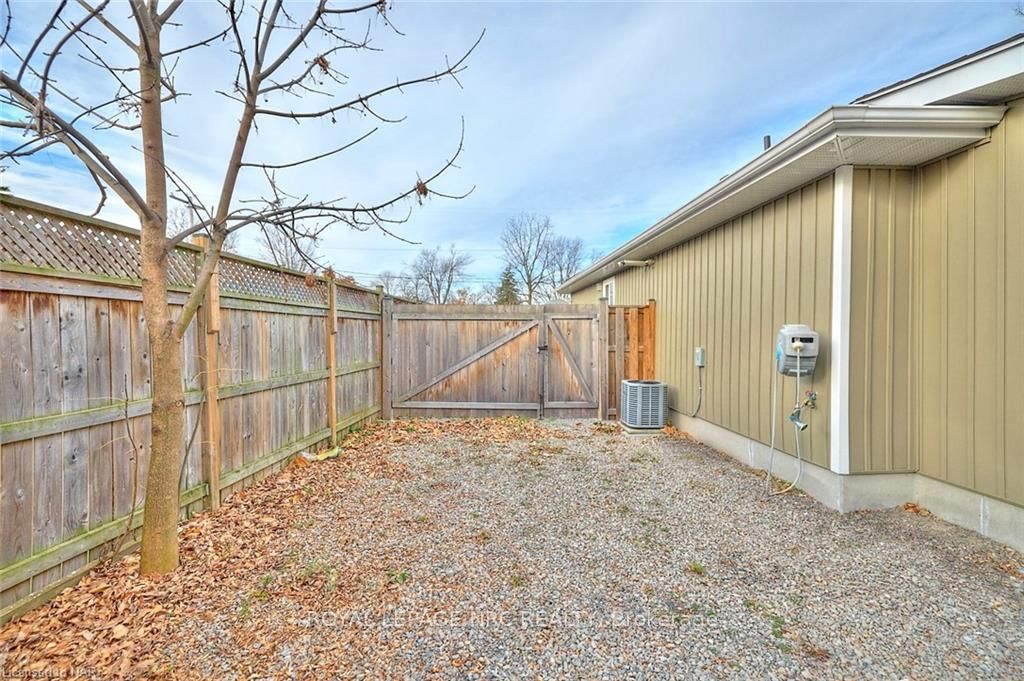 38 Lincoln Road E Property Photo 24