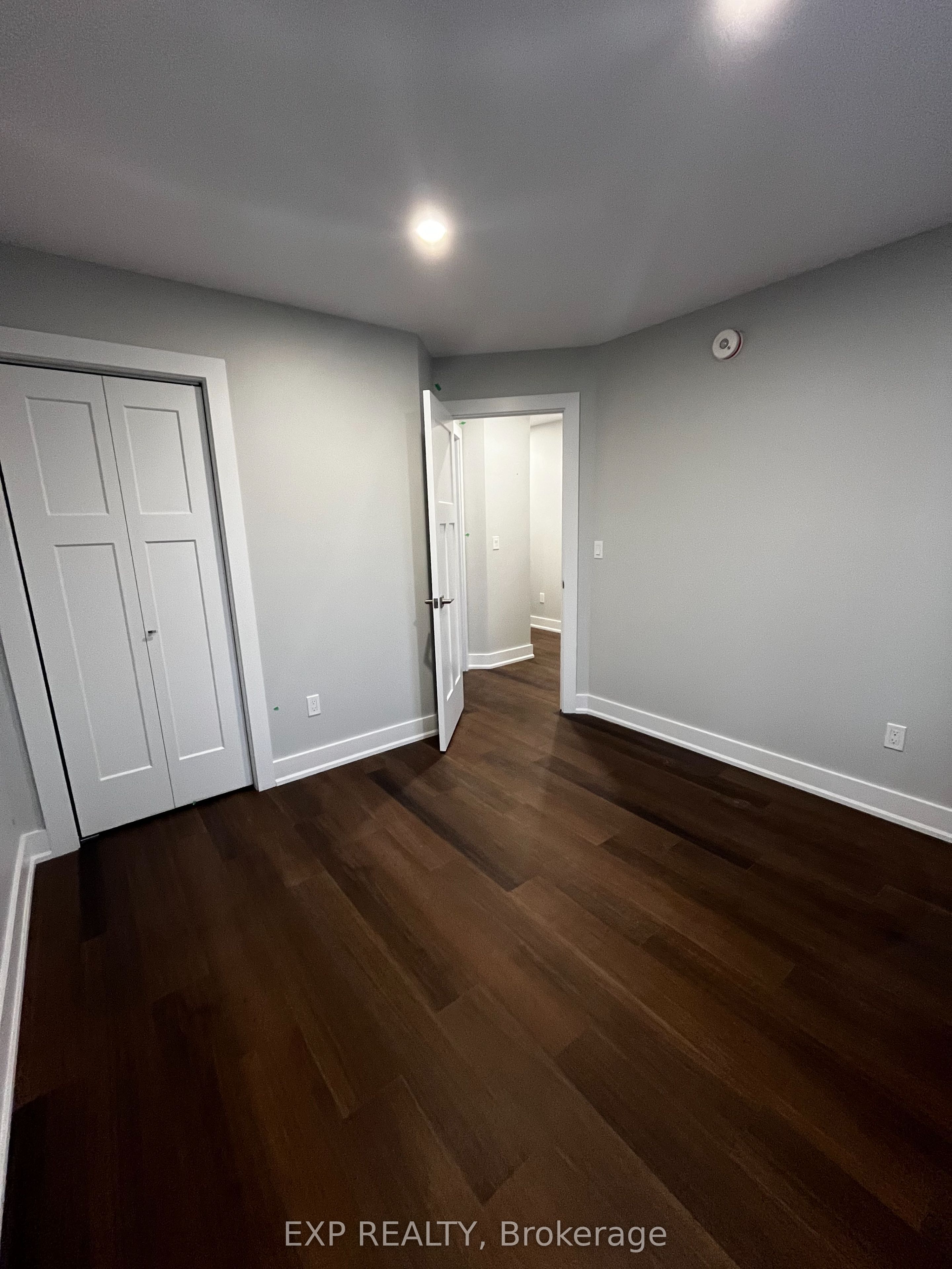 642 A West St Property Photo 7