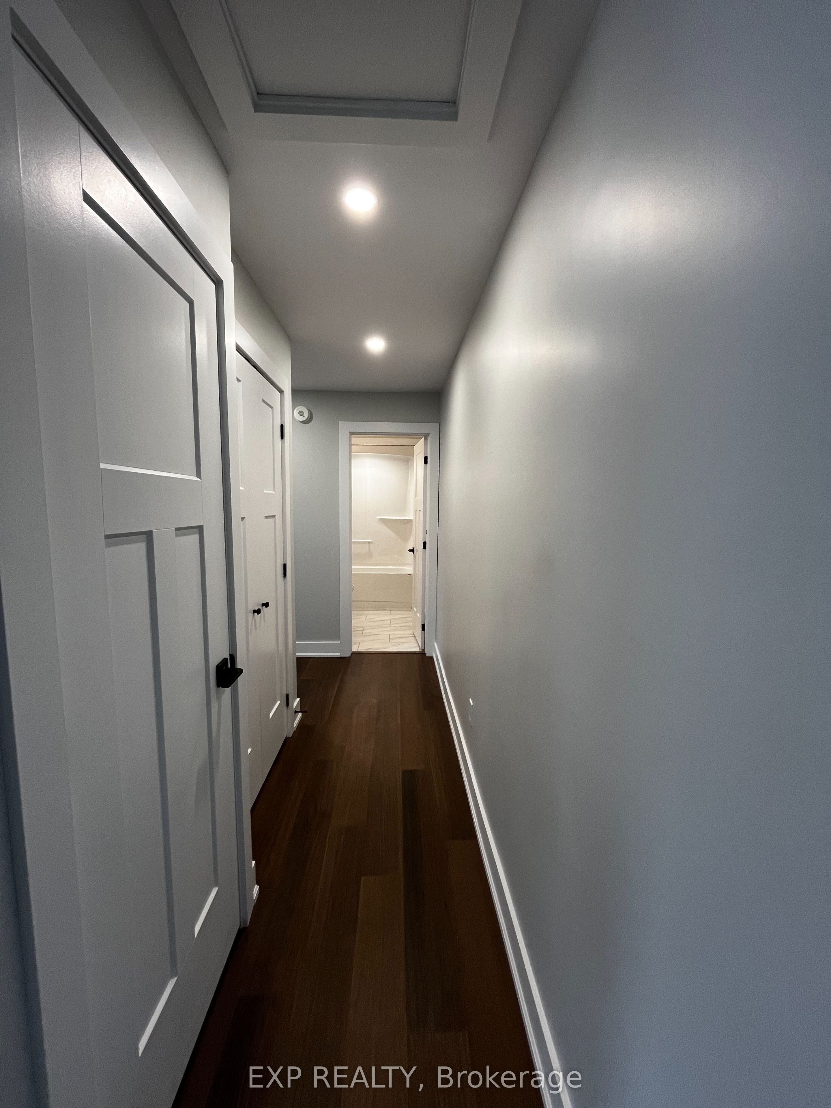 642 A West St Property Photo 12
