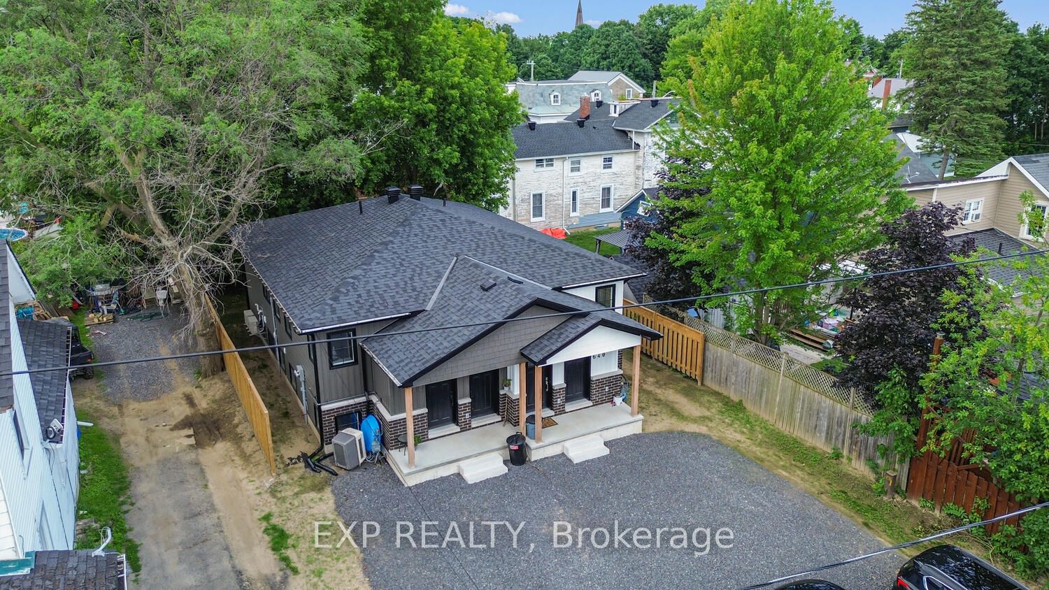 642 A West St Property Photo 27