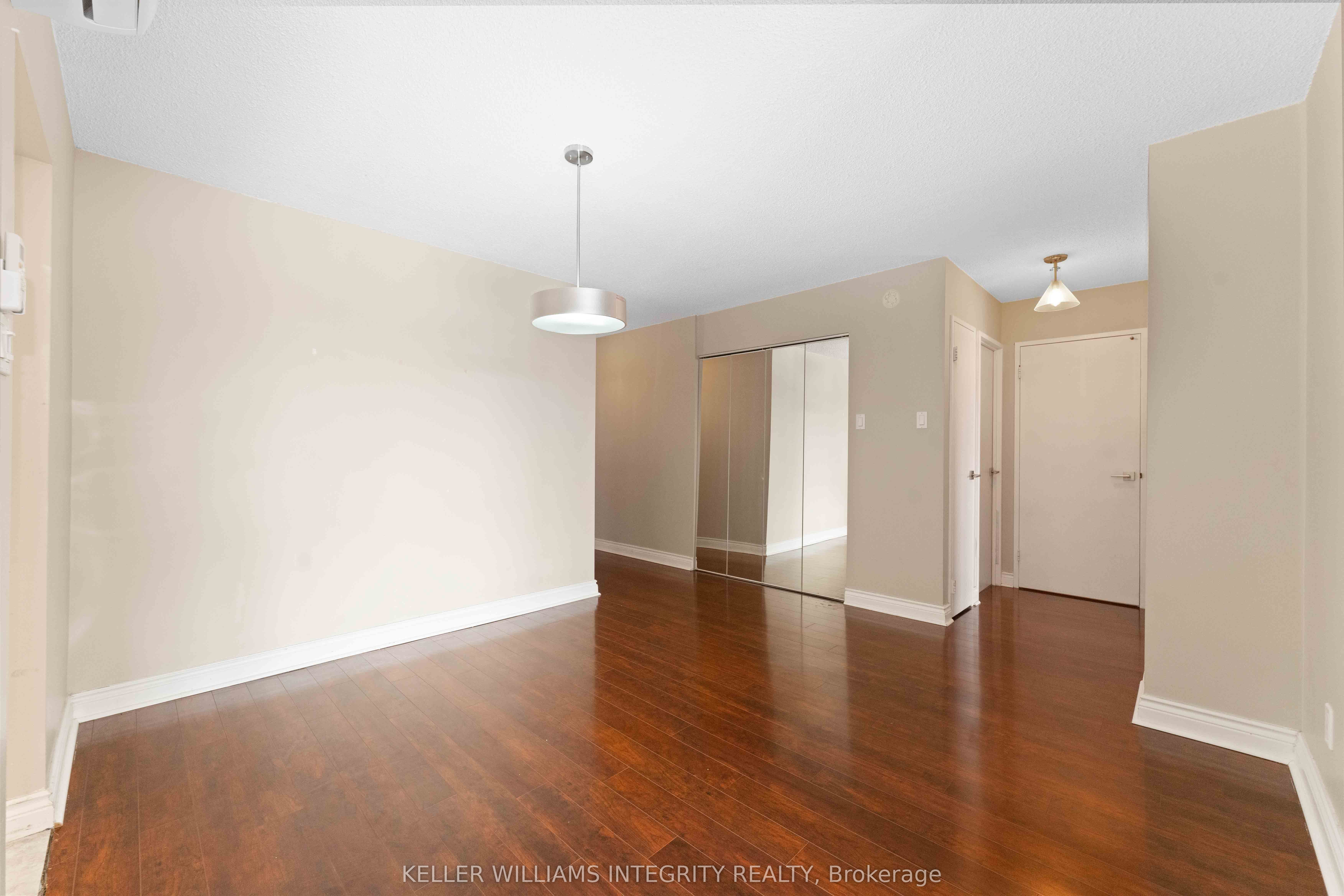 #701 - 158b Mcarthur Avenue Property Photo 10