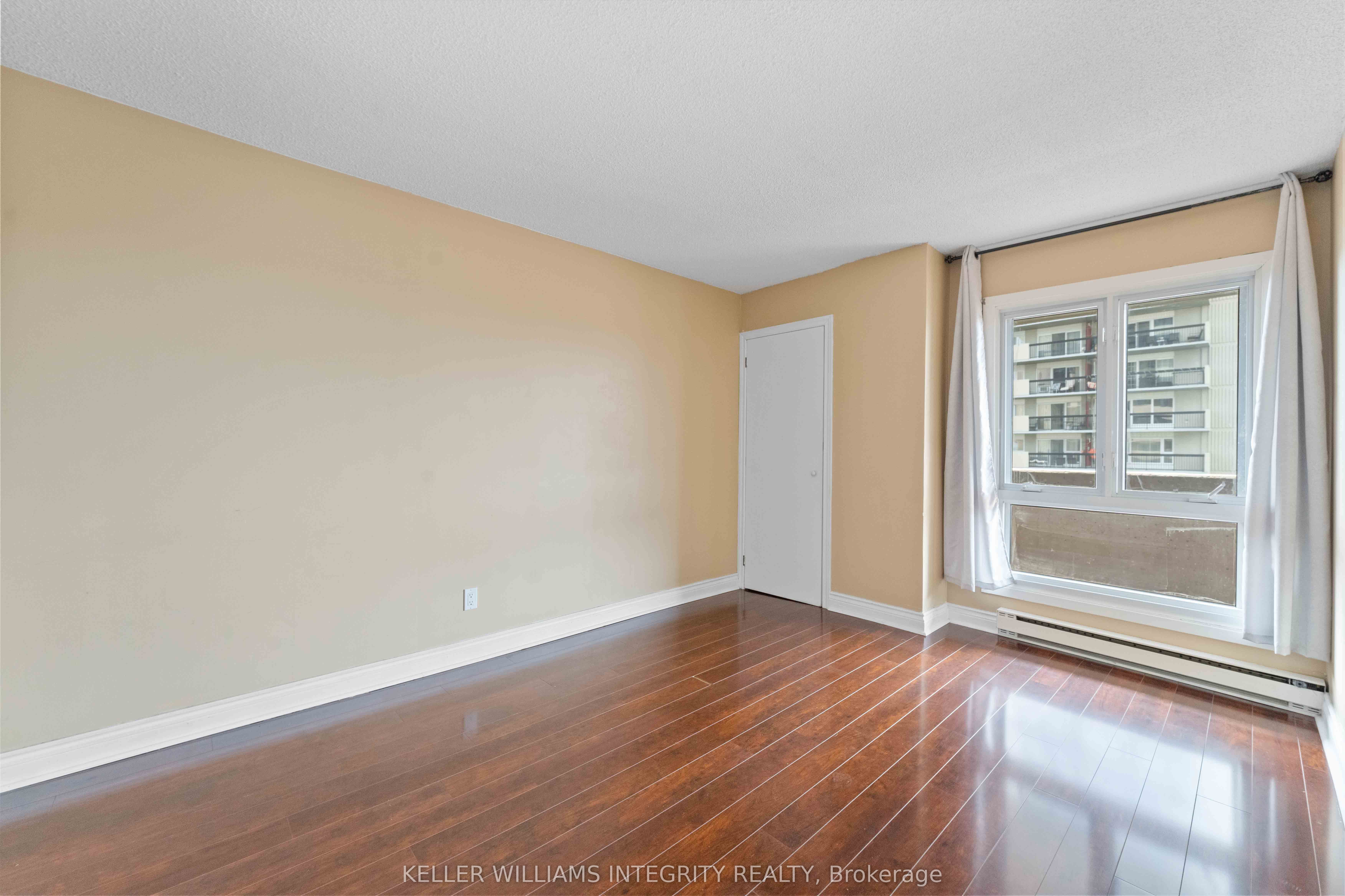 #701 - 158b Mcarthur Avenue Property Photo 18