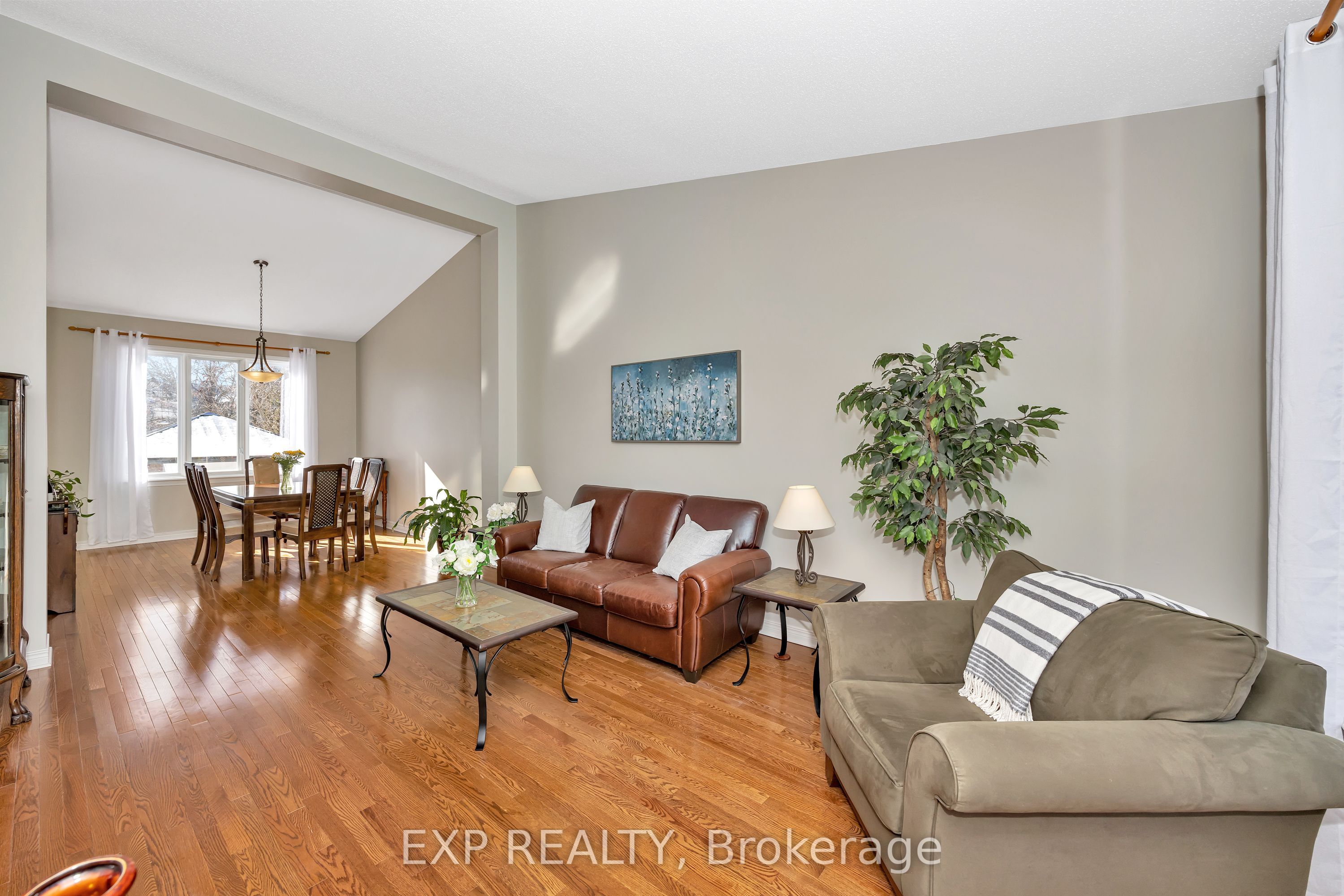 3748 Twin Falls Place Property Photo 4