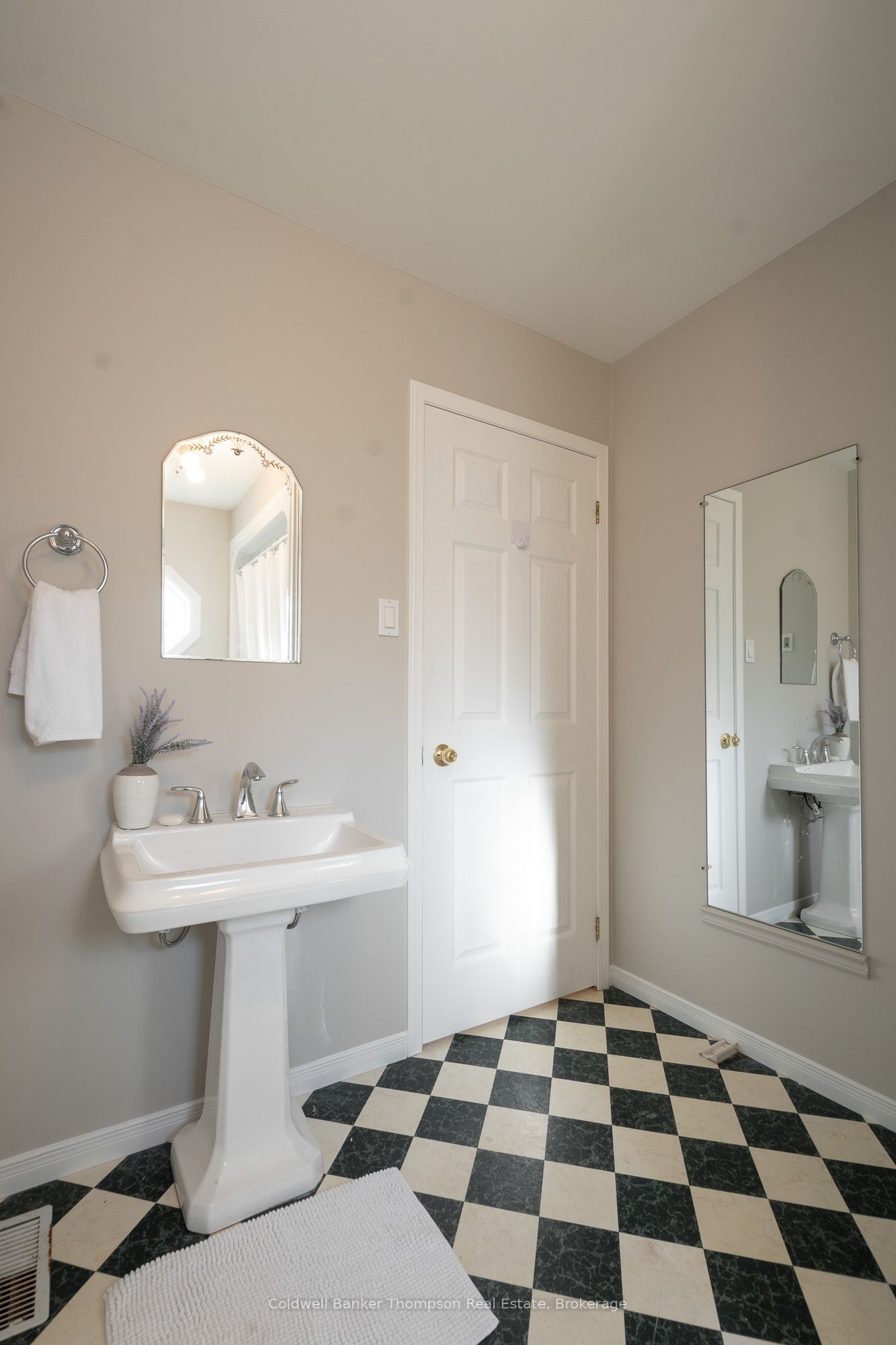 30 Church Street Property Photo 12