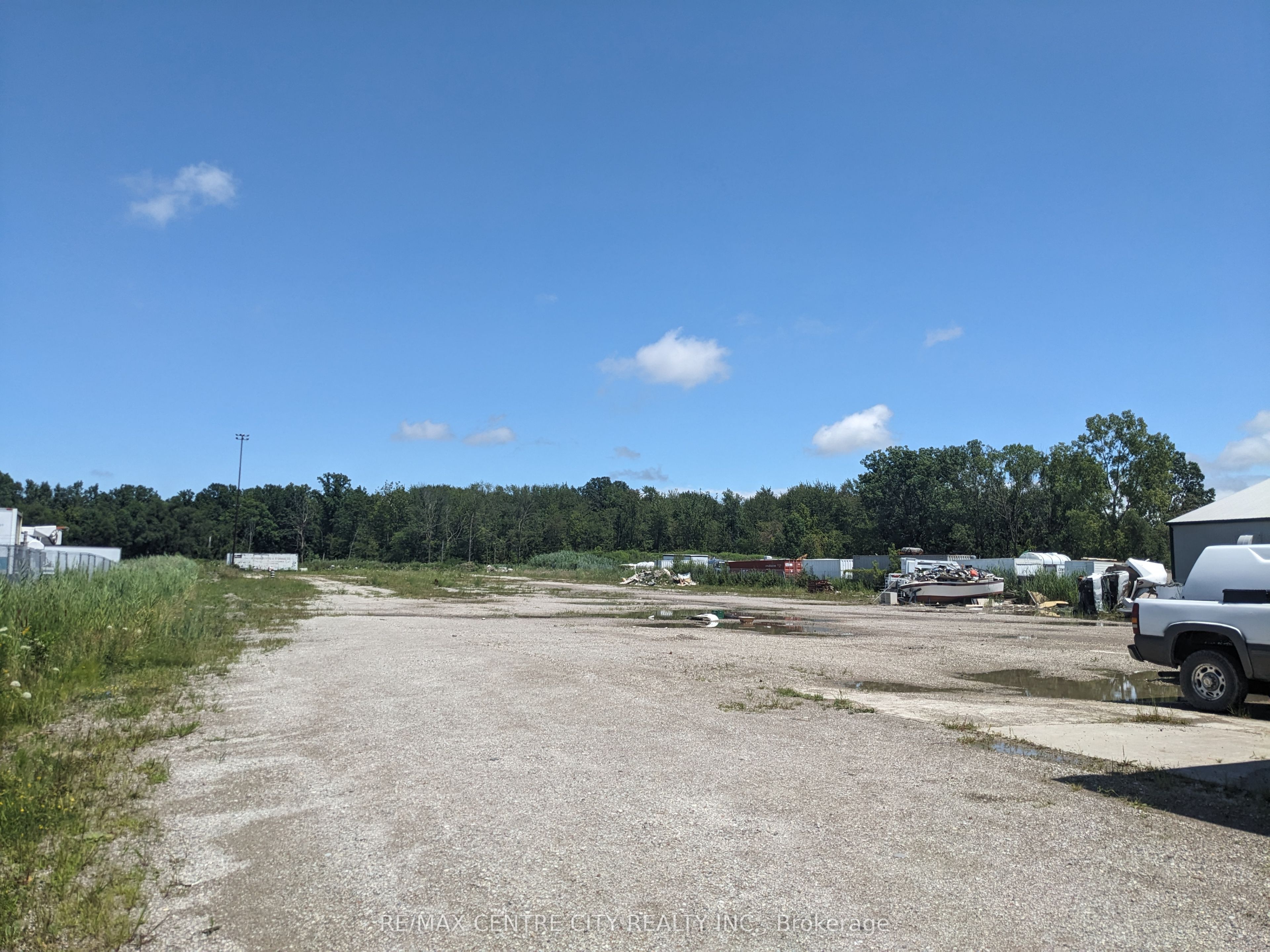 1314 Plank Road Property Photo 4