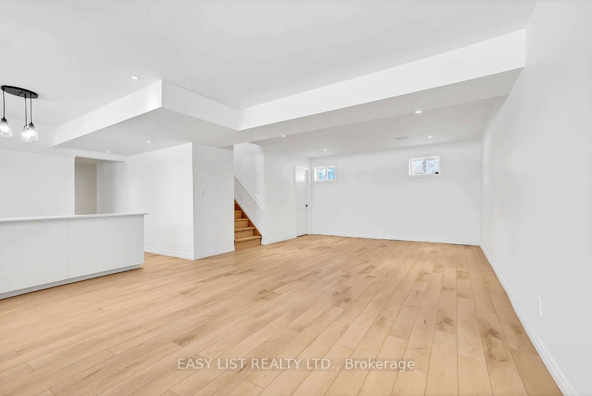 123 Livingwood Crescent Property Photo 22