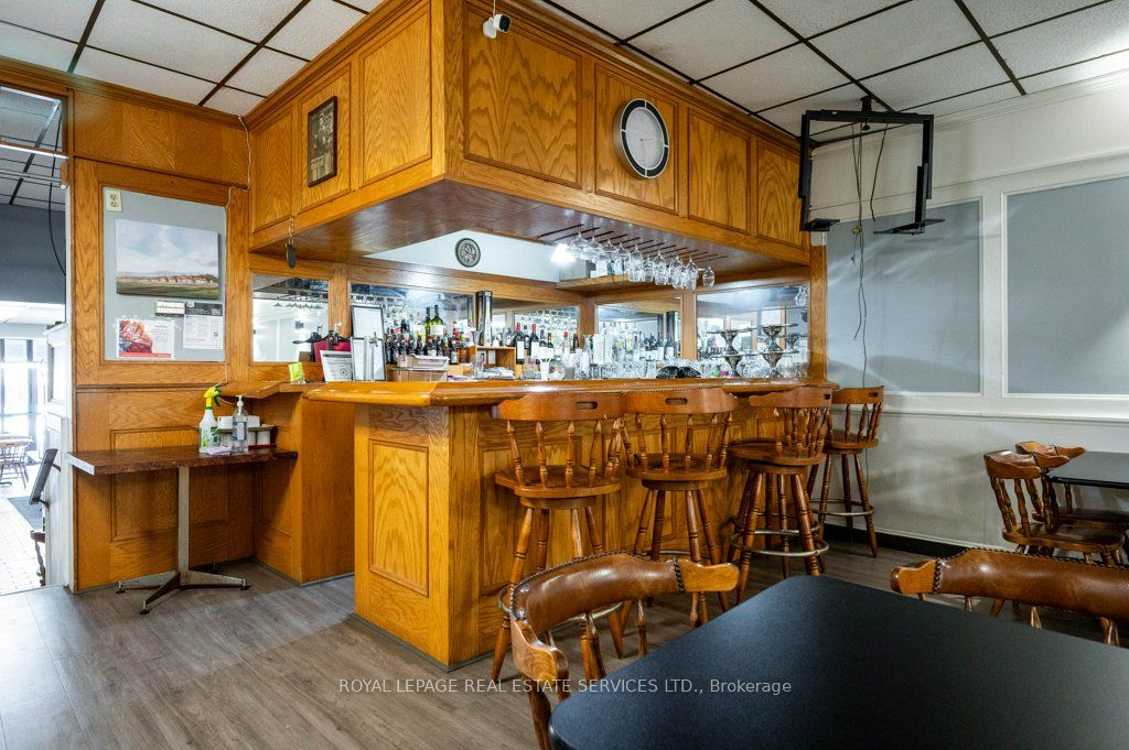 506-510 Dundas Street Property Photo 5