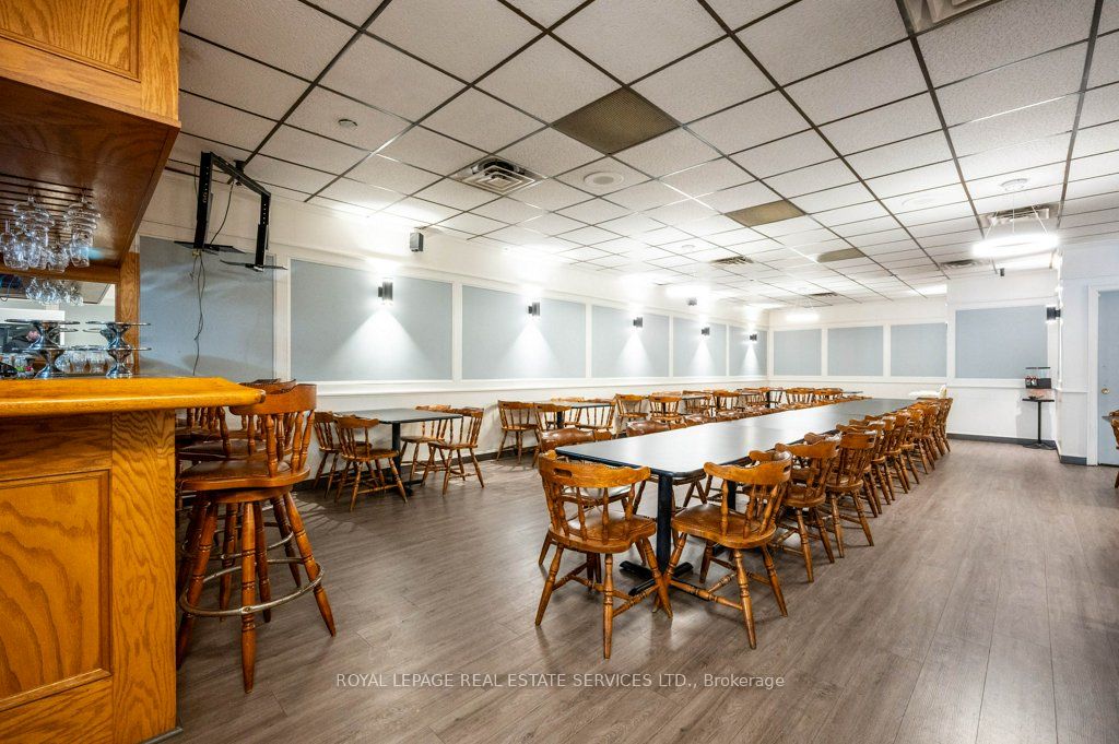 506-510 Dundas Street Property Photo 6