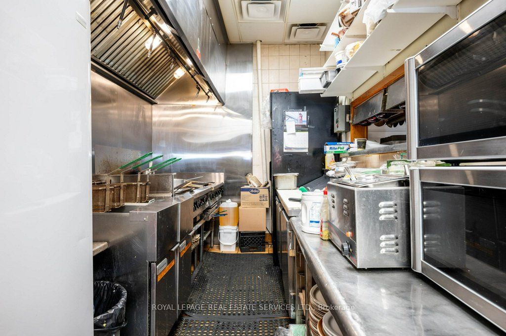 506-510 Dundas Street Property Photo 8