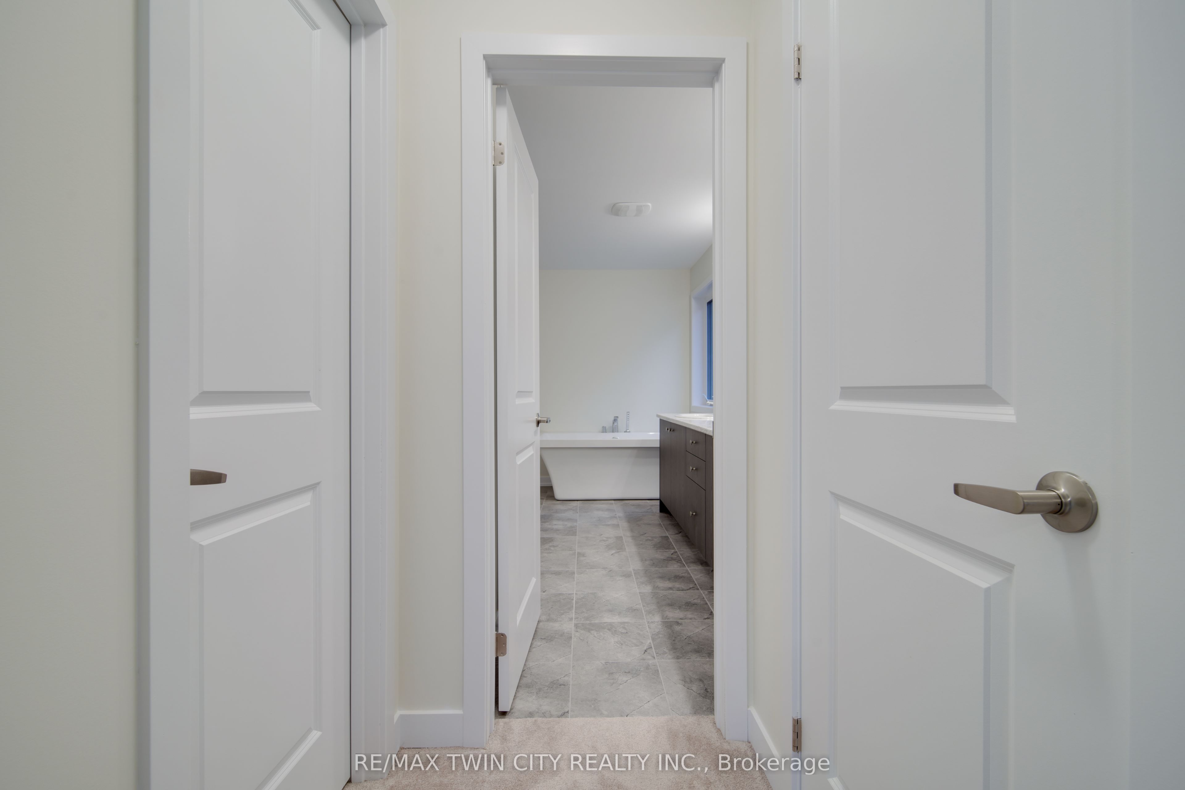 129 Lumb Drive Property Photo 18