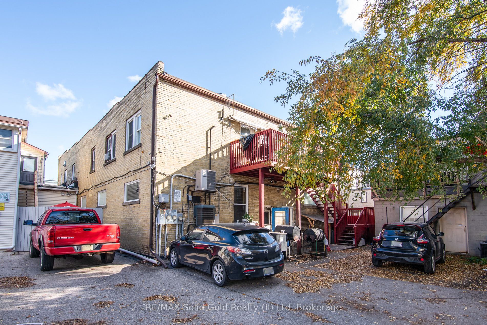 660 King Street Property Photo 6