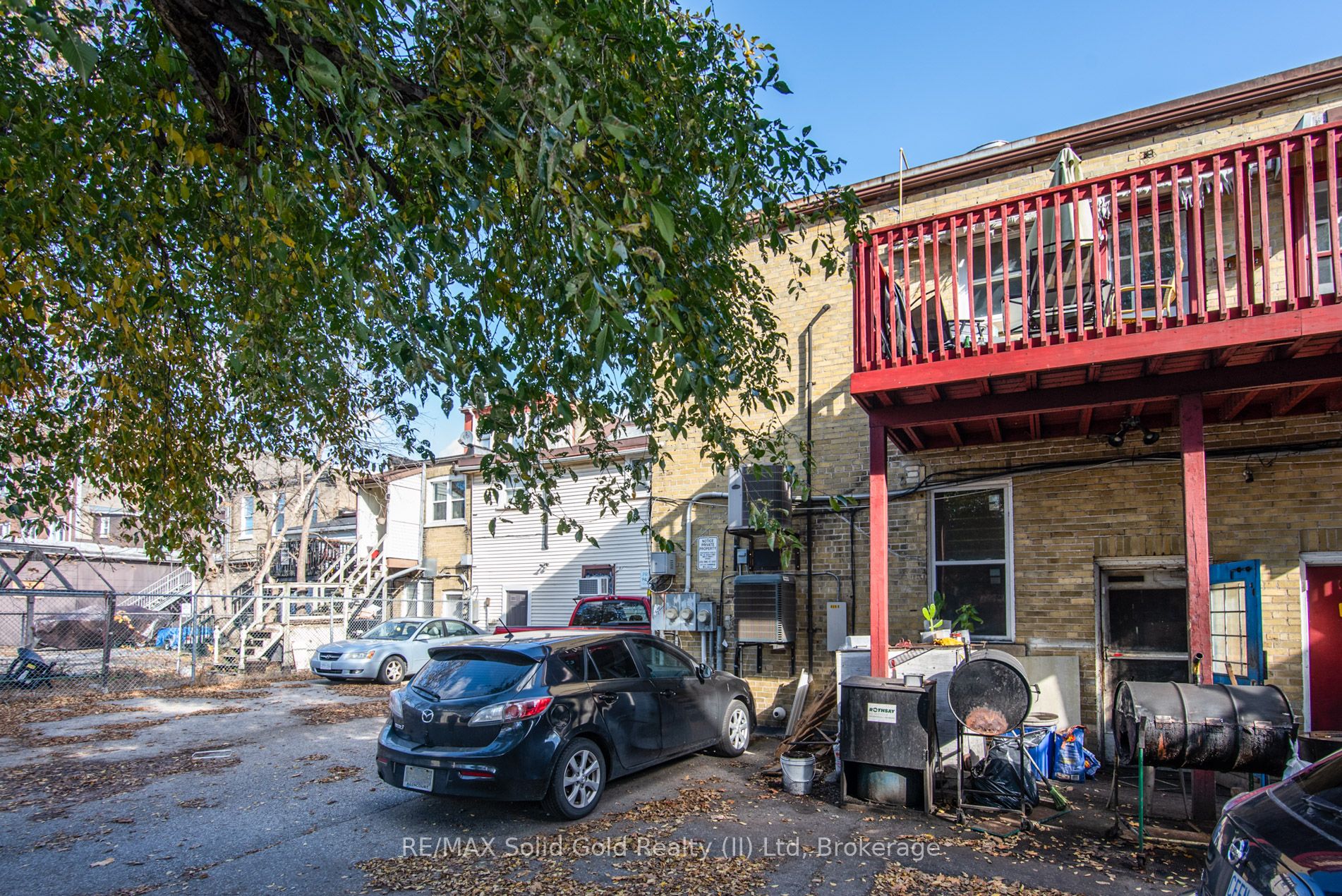 660 King Street Property Photo 7