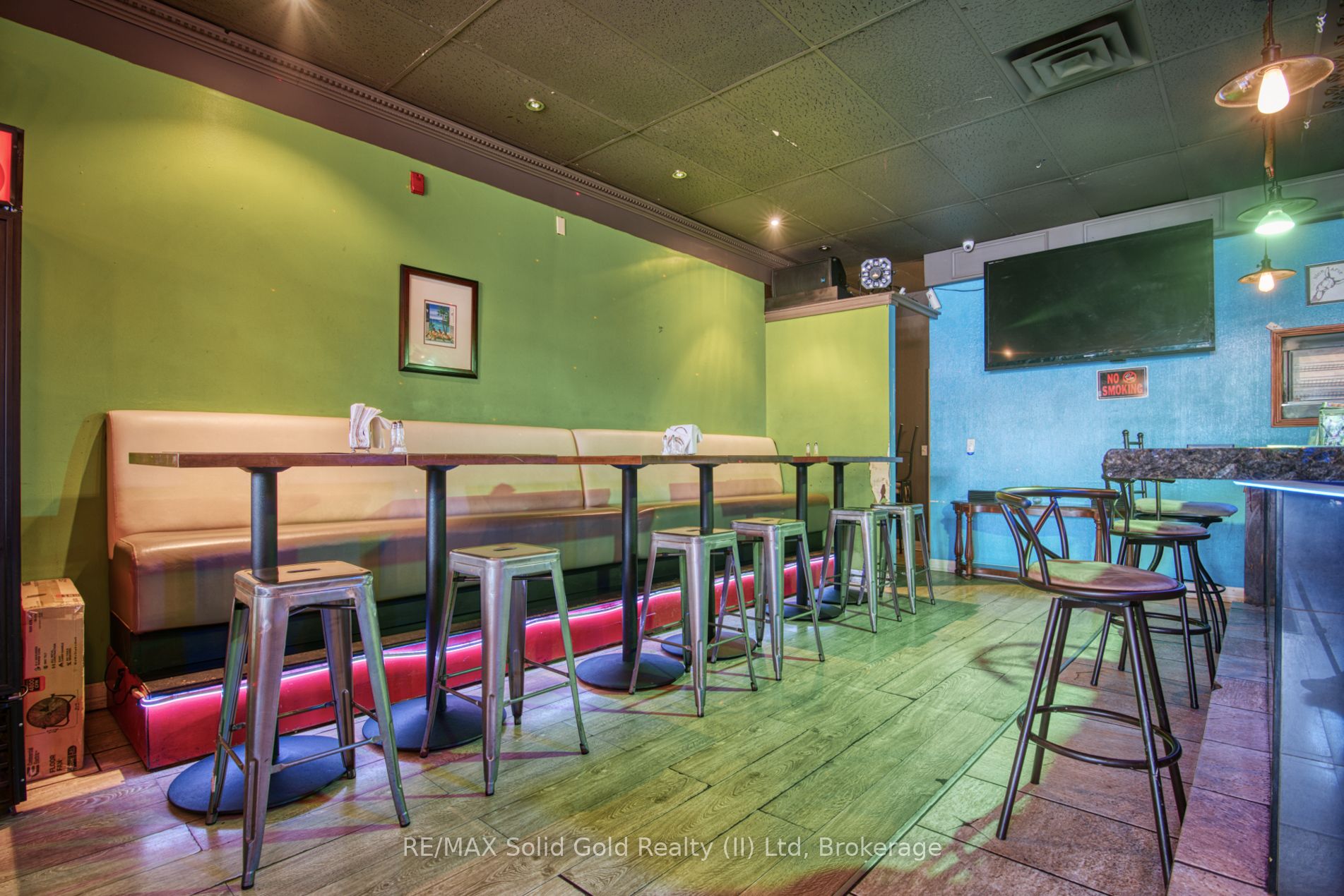 660 King Street Property Photo 18