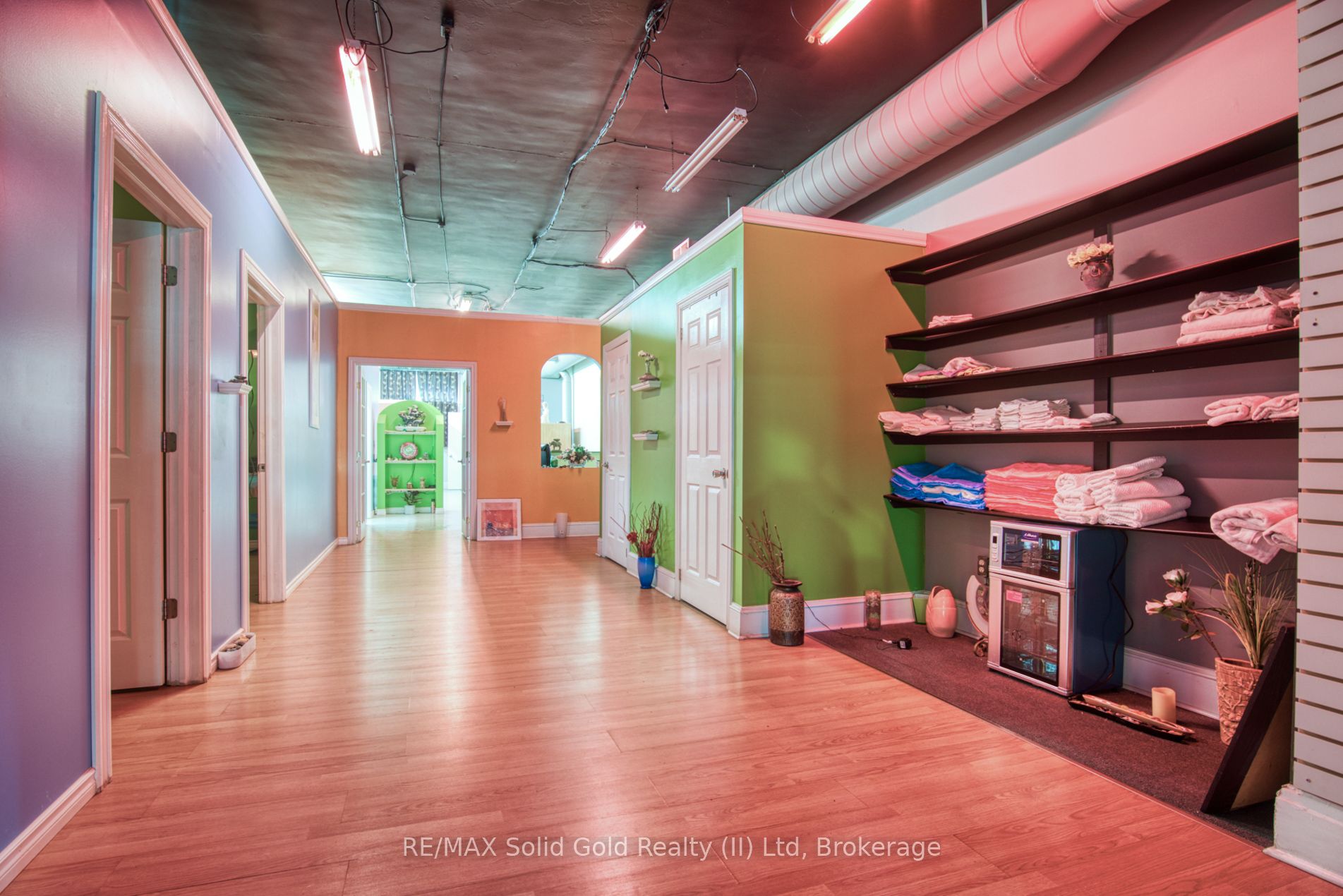 660 King Street Property Photo 19