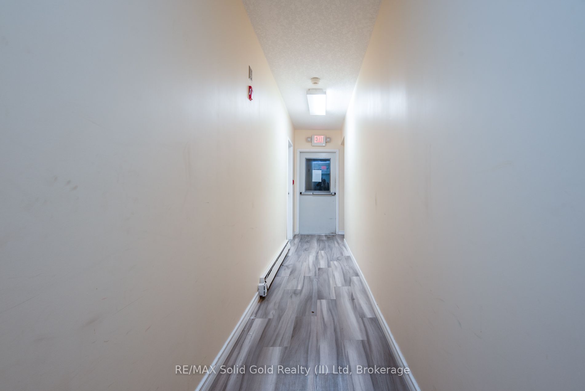 660 King Street Property Photo 23