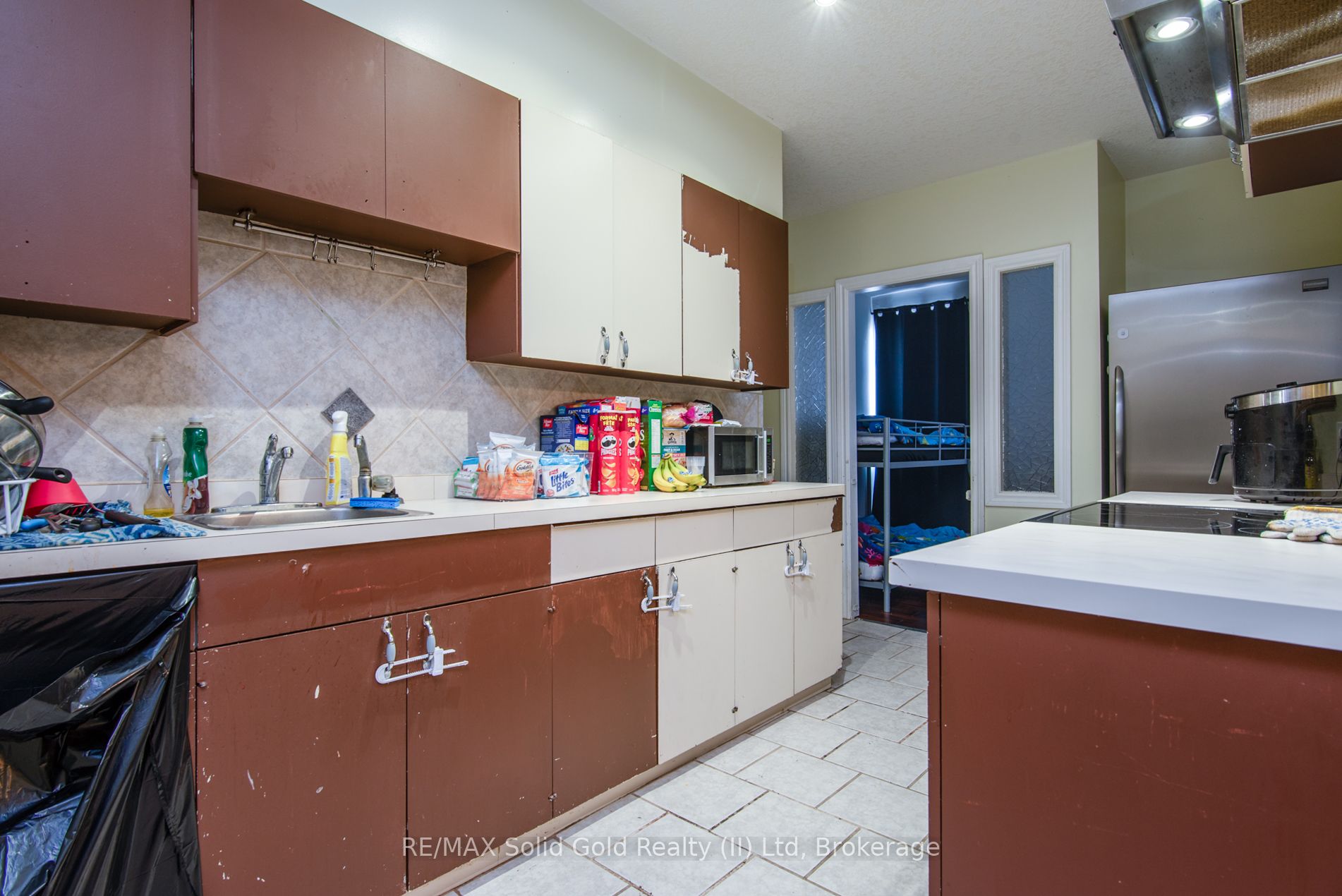 660 King Street Property Photo 25