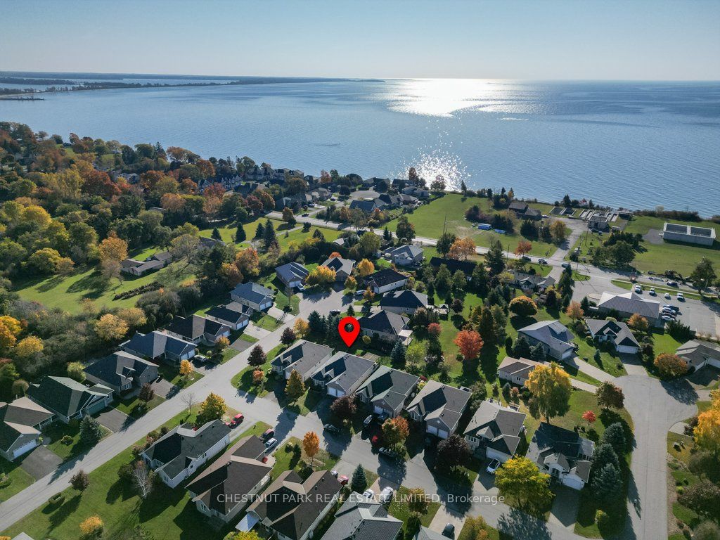 60 Elmdale Drive Property Photo 3