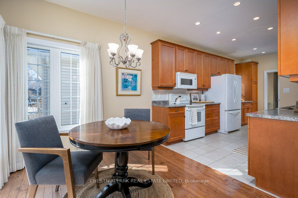 60 Elmdale Drive Property Photo 8