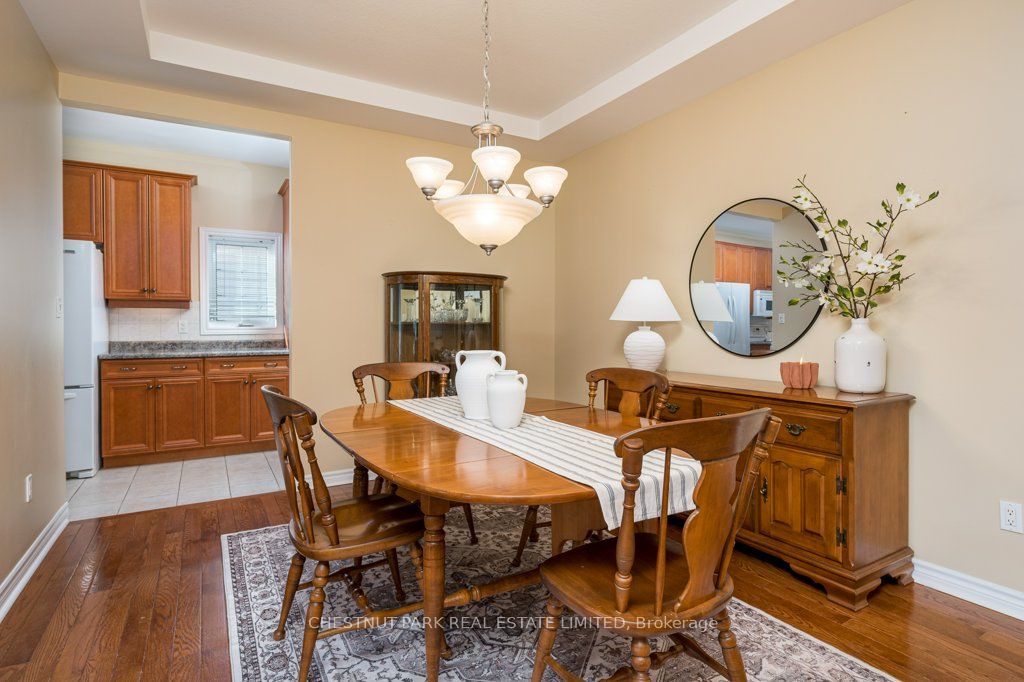 60 Elmdale Drive Property Photo 12