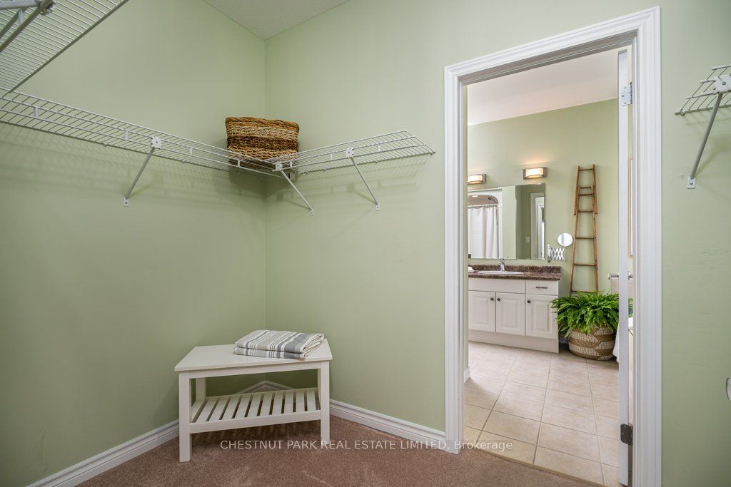 60 Elmdale Drive Property Photo 15