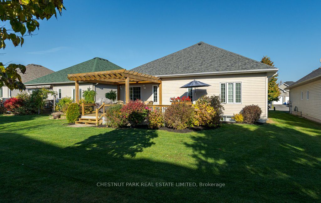 60 Elmdale Drive Property Photo 29