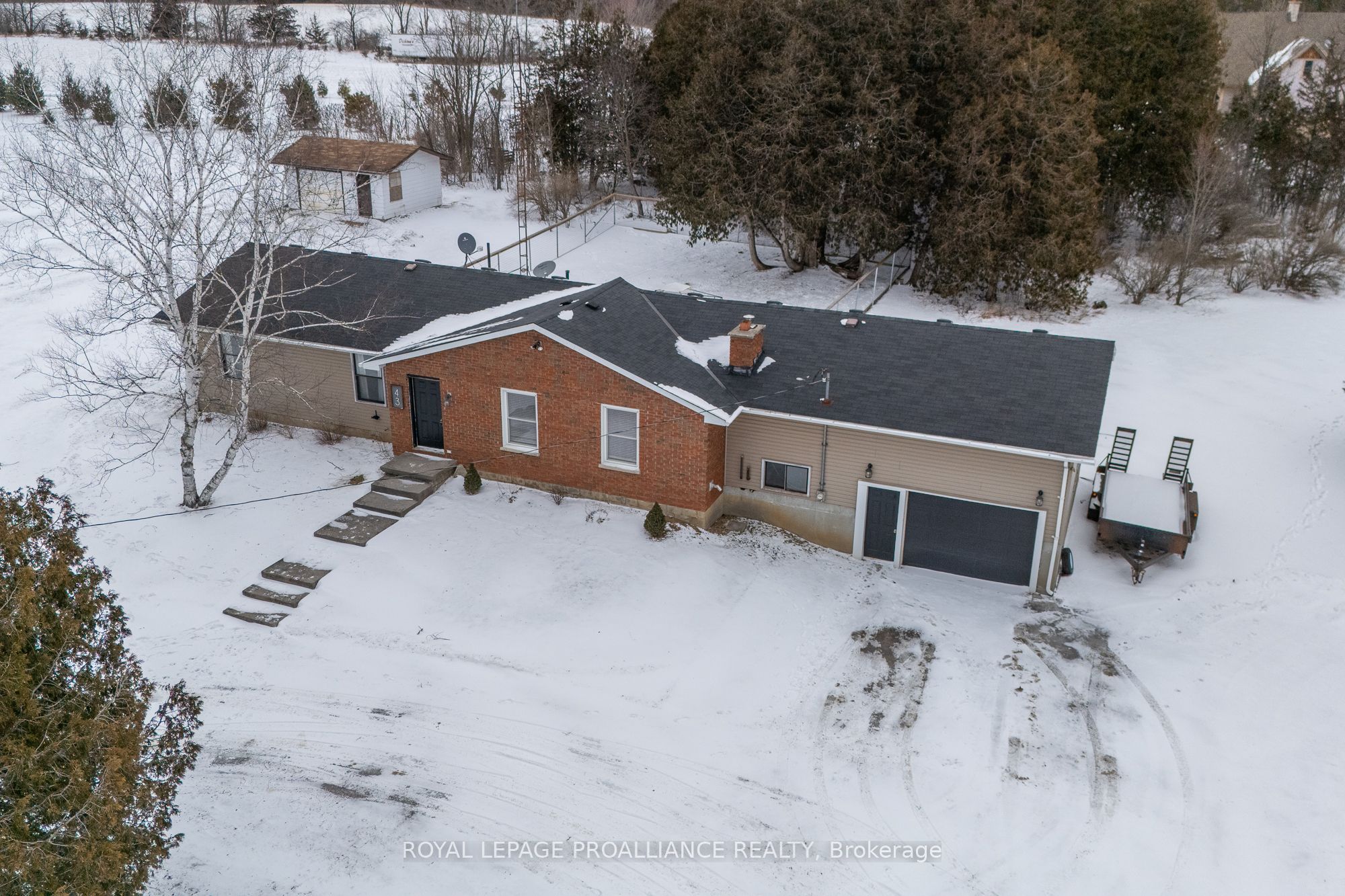 43 Pine Grove Road Property Photo