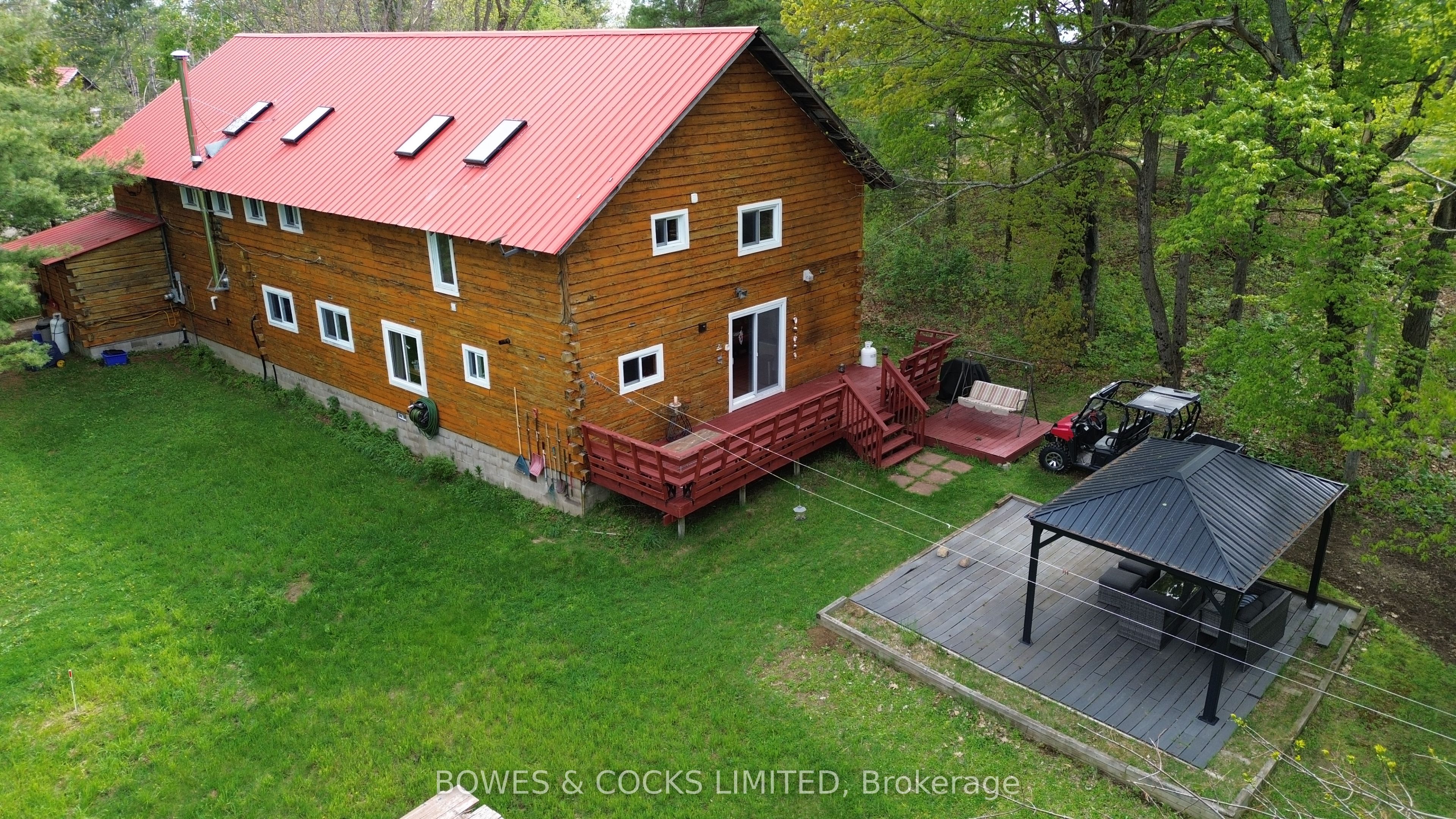 2449 The Ridge Road Property Photo 2