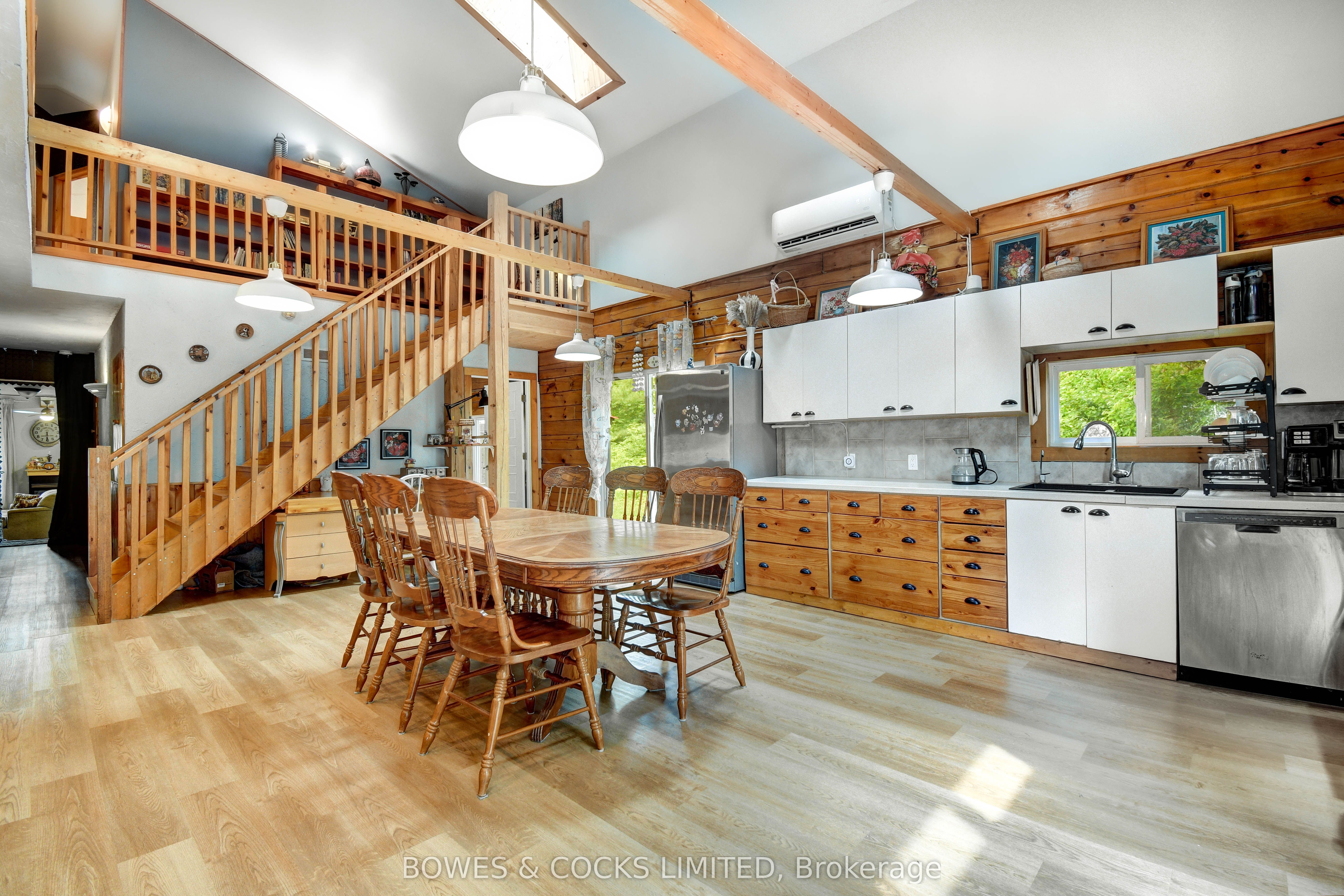 2449 The Ridge Road Property Photo 17